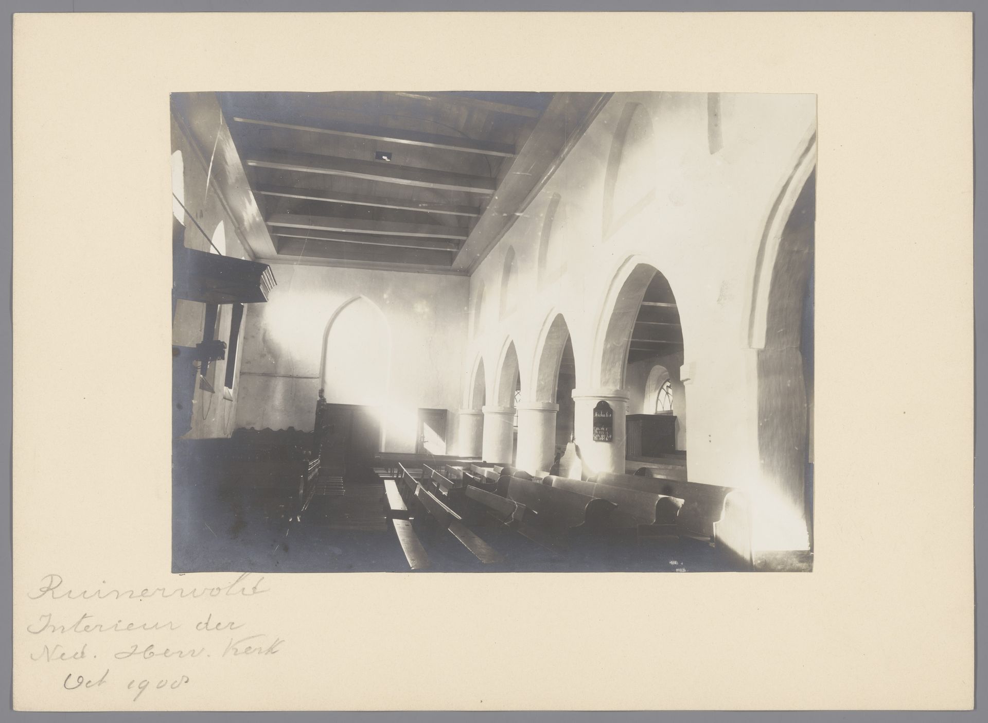 Interieur van de Hervormde Kerk te Ruinerwold by anoniem (Monumentenzorg)