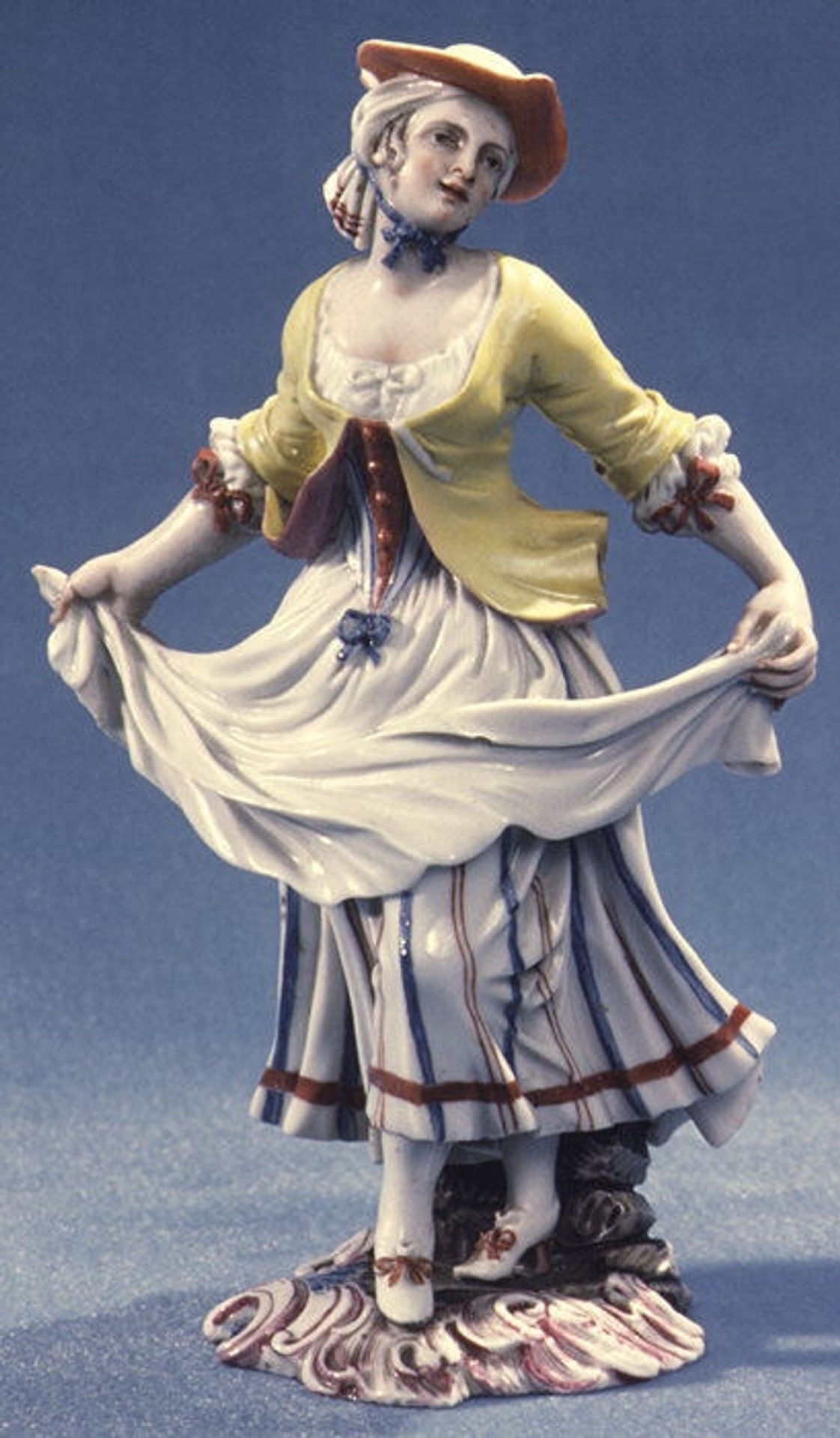 Dancing girl (Columbine) by Doccia Porcelain Manufactory