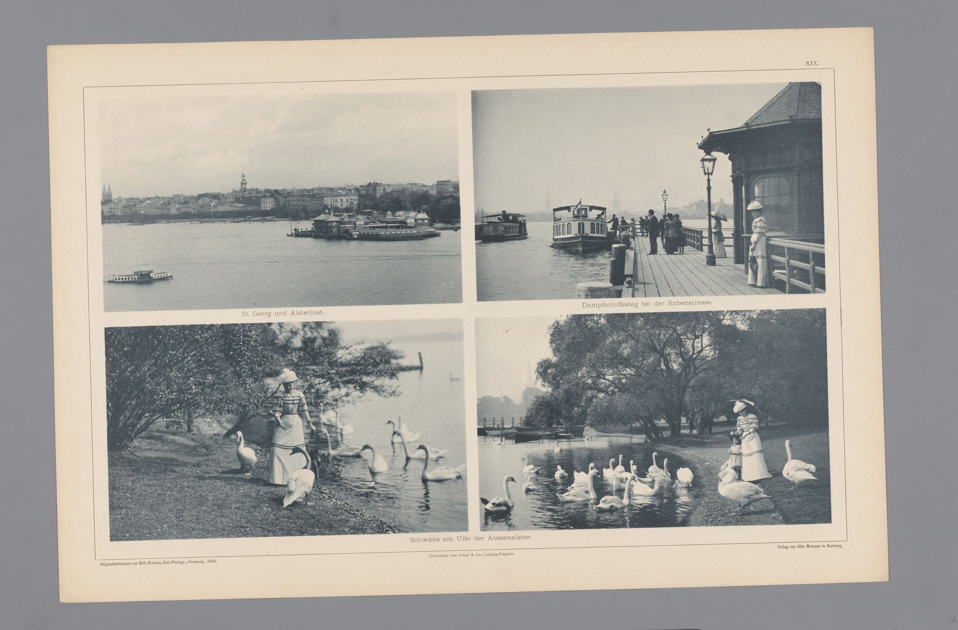Vier gezichten op waterwegen rond Hamburg, afgebeeld een stadgezicht vanaf het water, een aanlegsteiger en een vrouw en kind die zwanen voeren by Wilhelm Dreesen