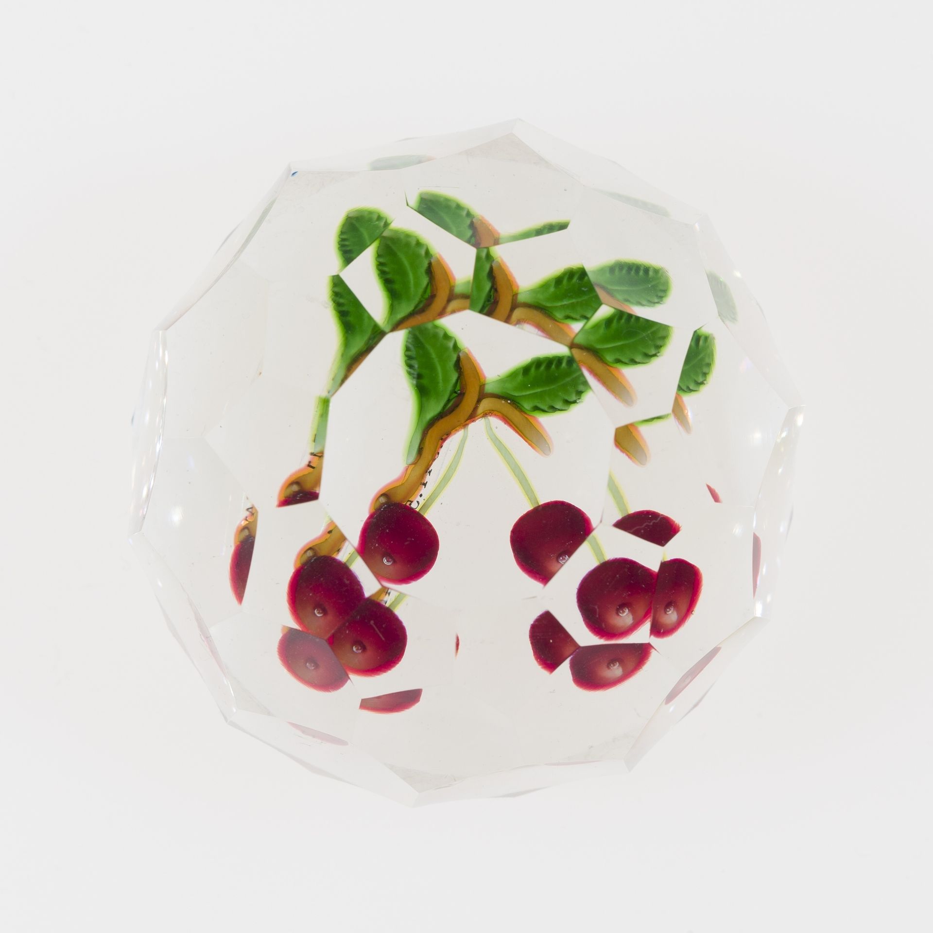 Paperweight by Compagnie de Saint Louis