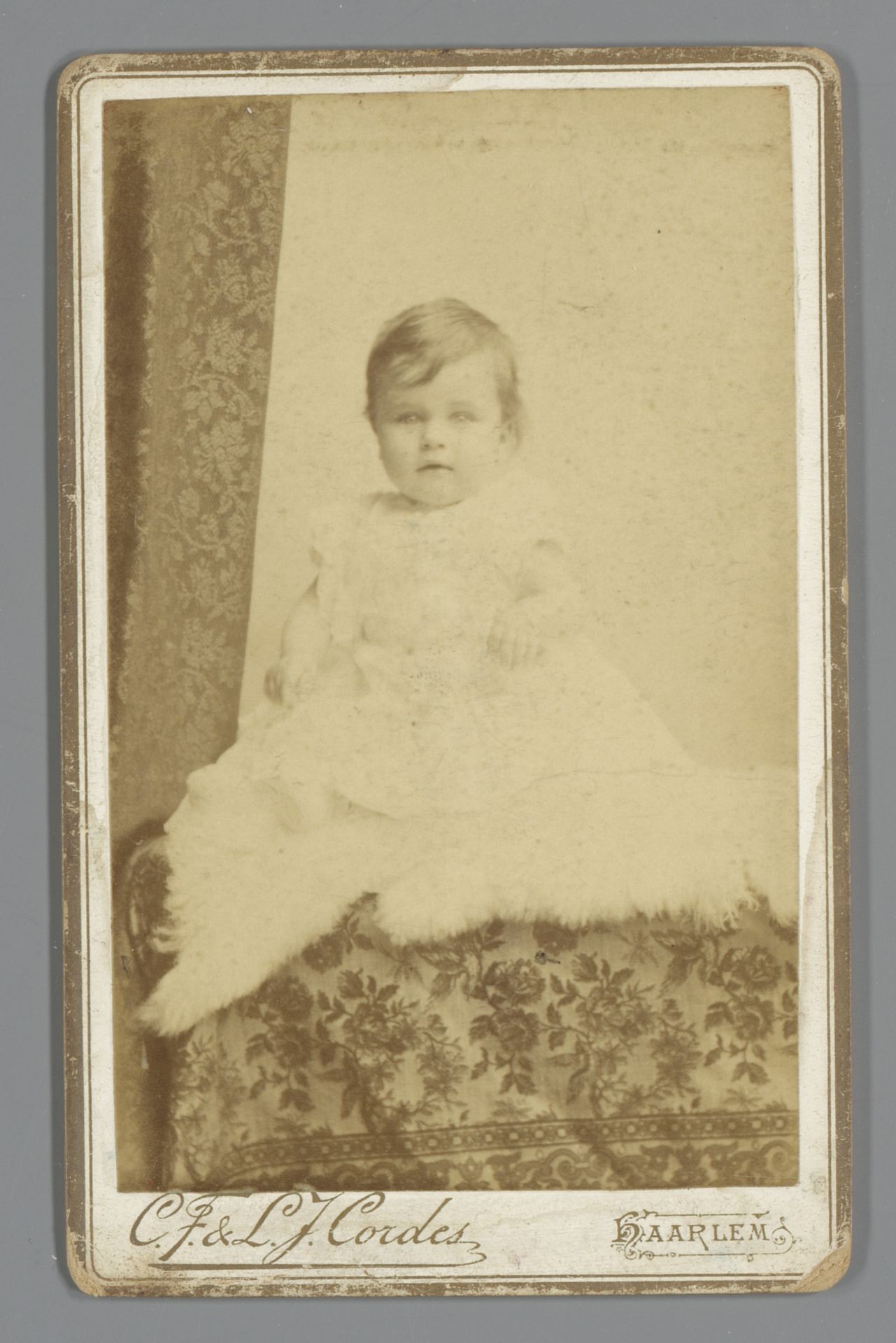 Portret van Johanna Geertruida Jonker by Gebroeders Cordes