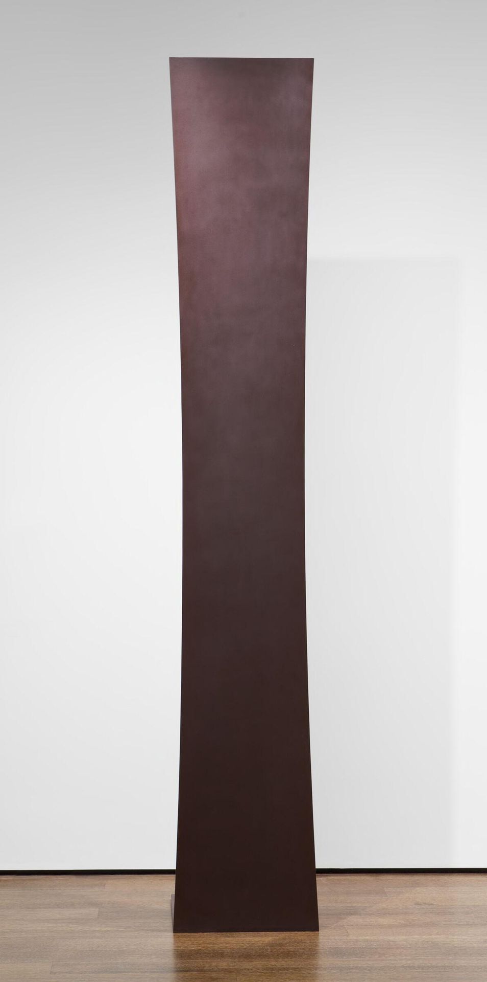 Curve X by Ellsworth Kelly