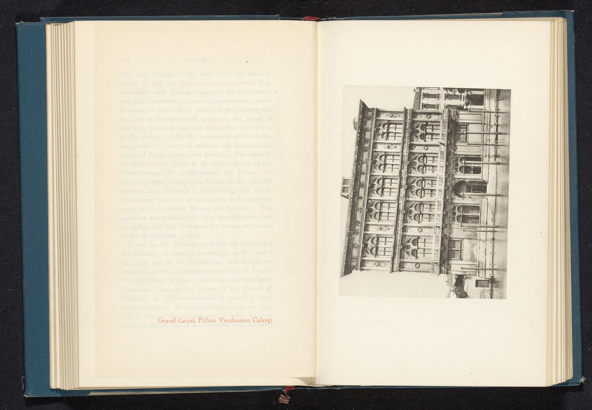 Exterieur van het Palazzo Vendramin-Calergi te Venetië by Anonymous