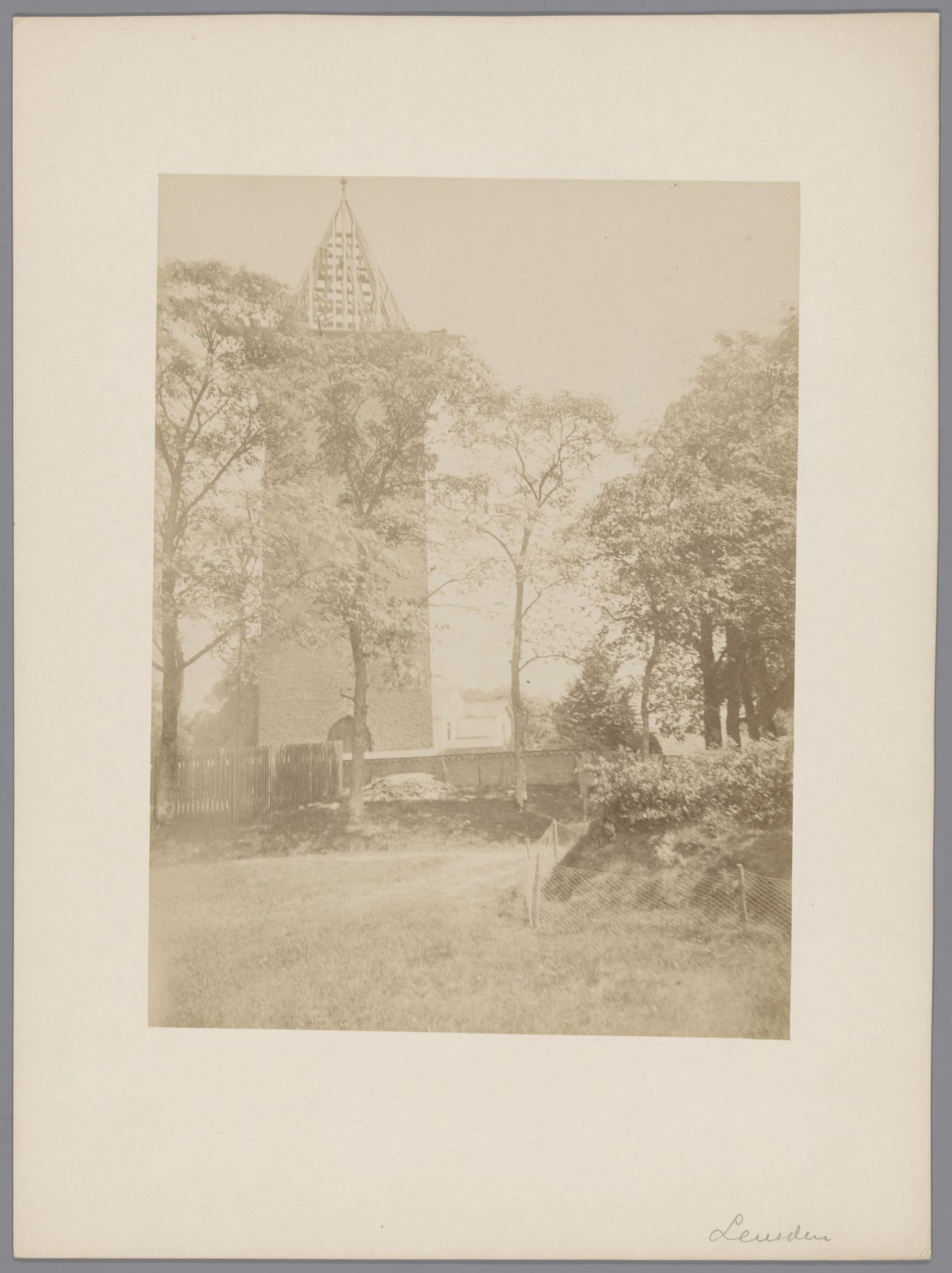 Toren van de Hervormde Kerk te Leusden by anoniem (Monumentenzorg)