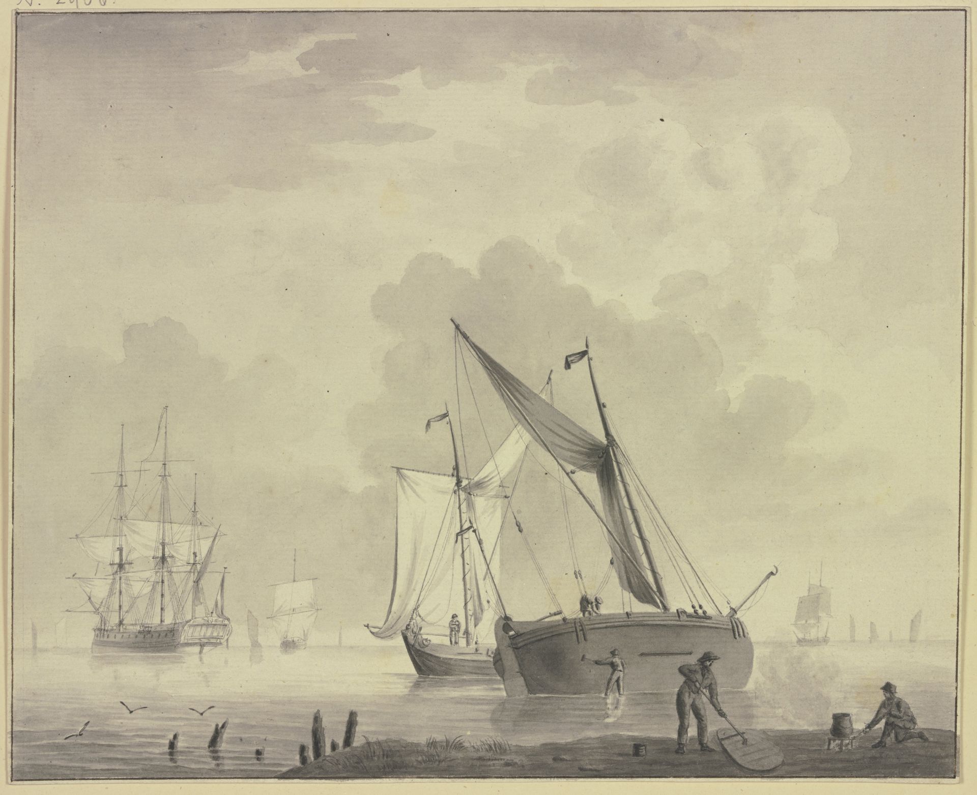 Ruhige See mit Schiffen, vorne rechts sind Matrosen mit dem Teeren eines Schiffes beschäftigt by Cornelis Thim