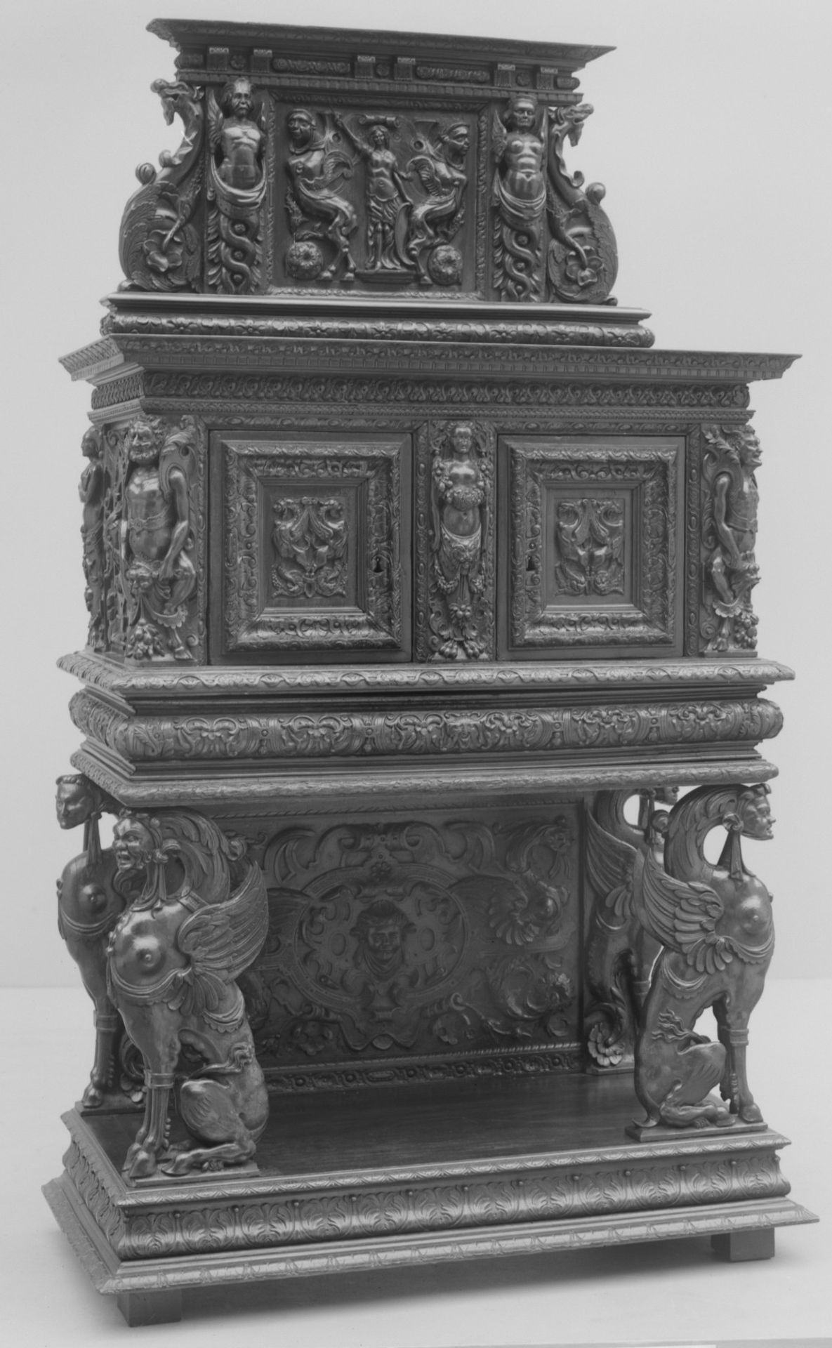 Cabinet by Hugues Sambin