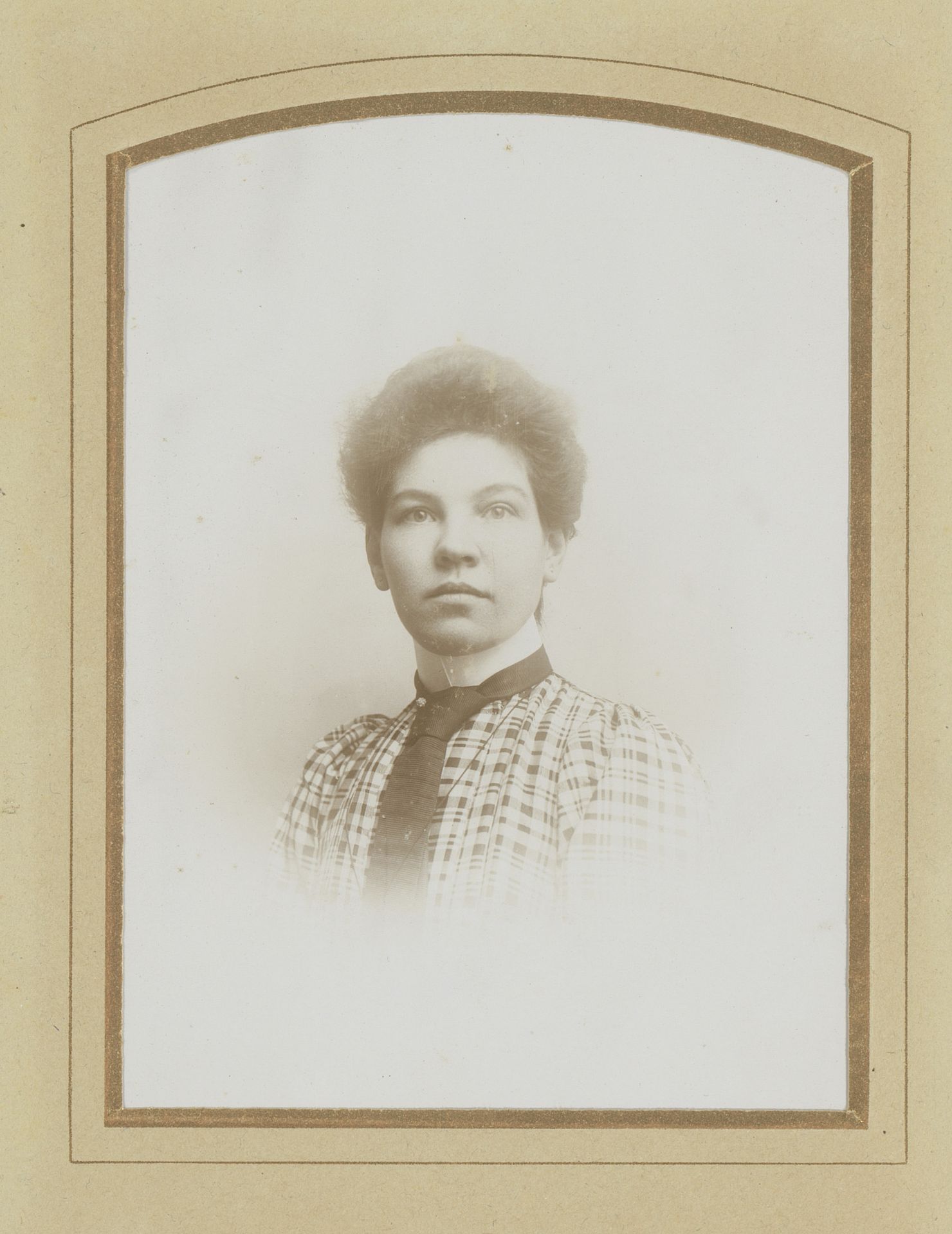 Portret van een vrouw by Cornelis Bethlehem