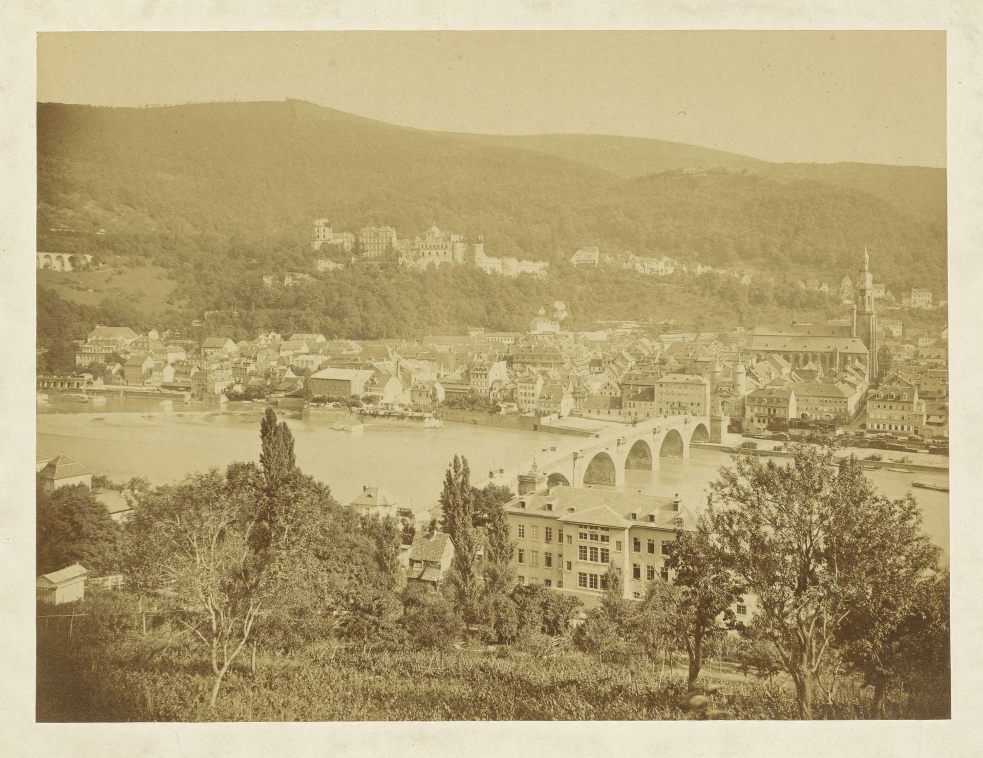 Gezicht op Heidelberg by Anonymous
