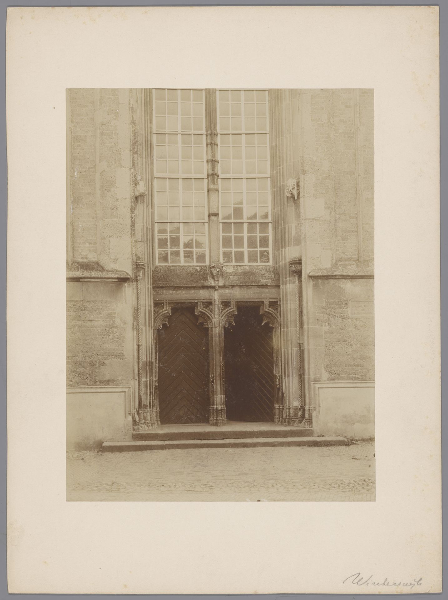 Ingang van de toren van de Jacobskerk te Winterswijk by anoniem (Monumentenzorg)