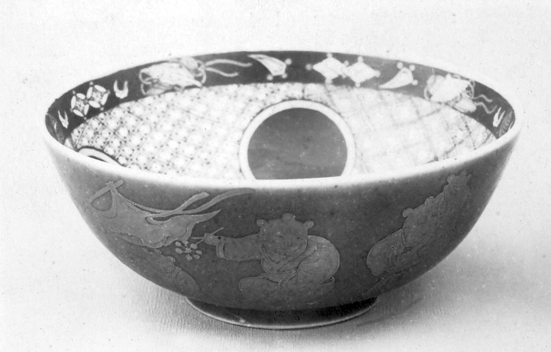 Bowl by Seifu Yohei