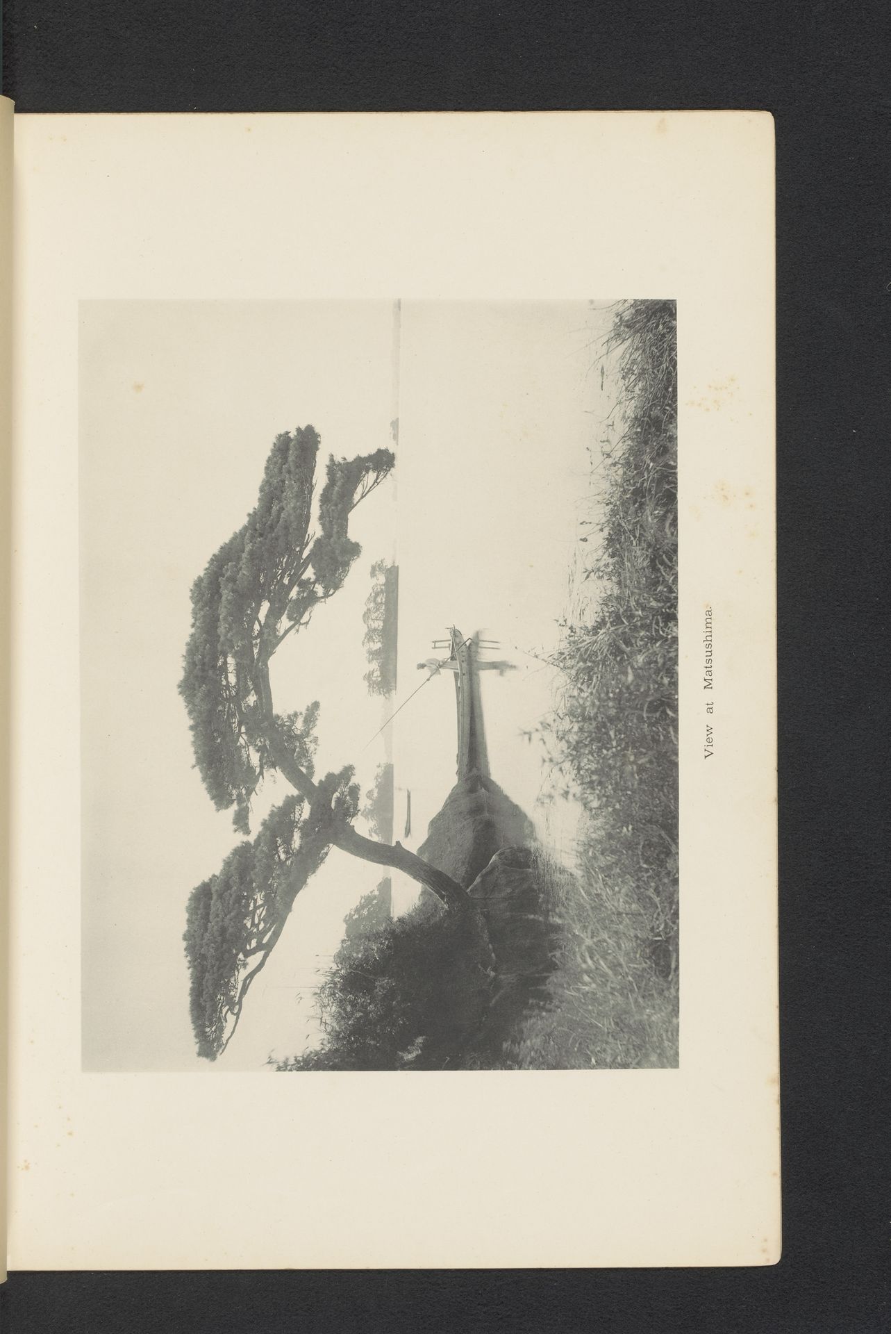 Landschap met gondel te Matsushima by Kazumasa Ogawa
