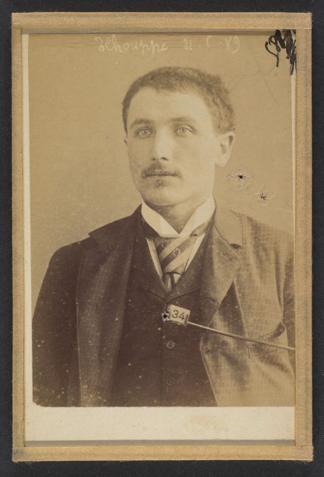 Schouppe. Placide. (dit Ricken, Franz). 31 ans, né à Dickenvenne (Belgique). Mécanicien. Vol. by Alphonse Bertillon