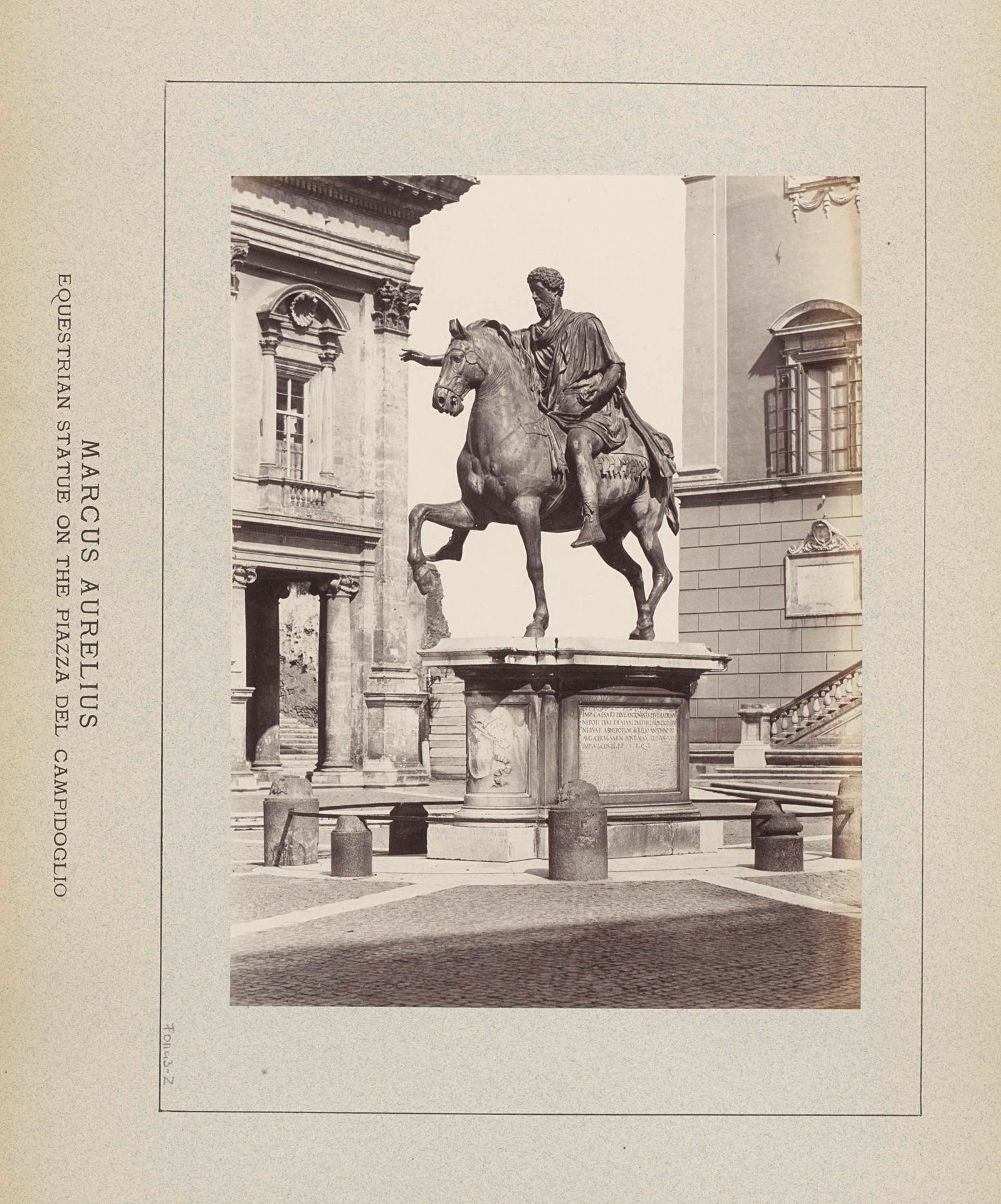Ruiterstandbeeld van Marcus Aurelius op het Piazza del Campidoglio in Rome by Anonymous