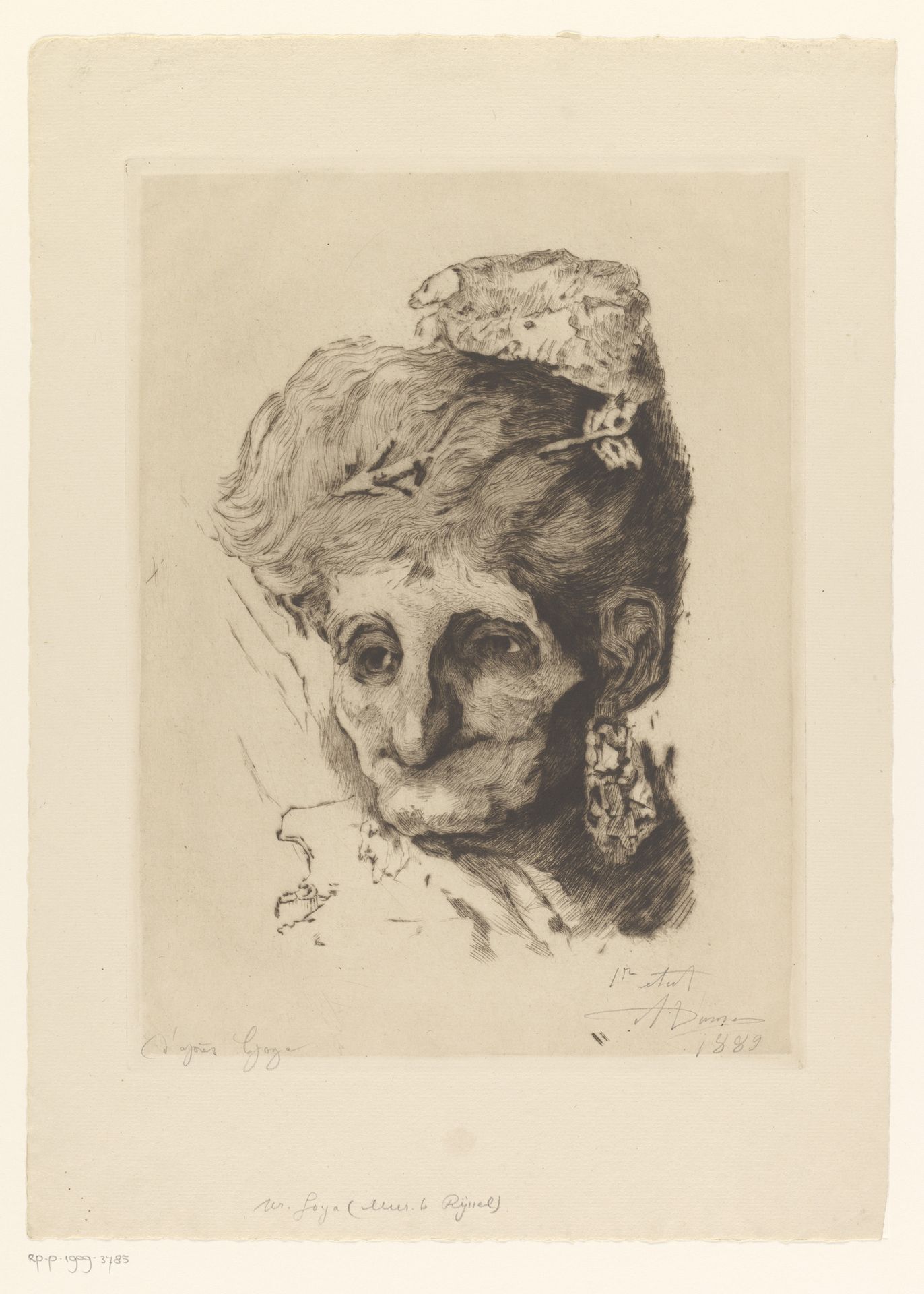 Hoofd van een oude vrouw met een pijl in het haar by Auguste Danse