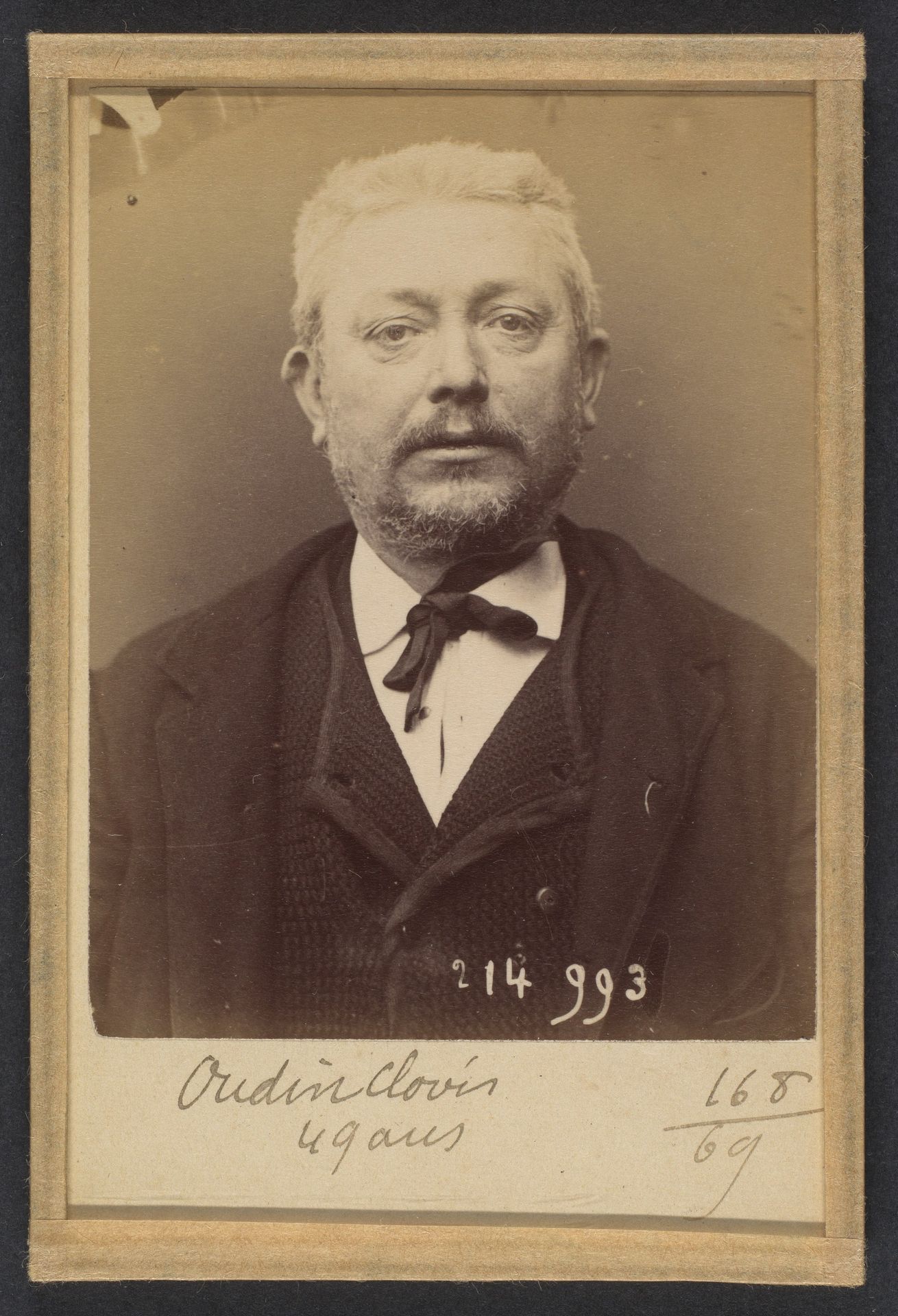 Oudin. Clovis. 49 ans, né à Saint-Hilaire (Marne). Mécanicien. Anarchiste. 2/3/94. by Alphonse Bertillon
