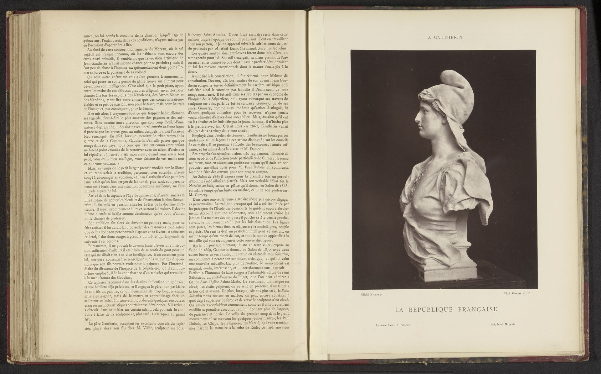 Sculptuur door Jean Gautherin, voorstellend een personificatie van de Franse republiek by Charles Michelez