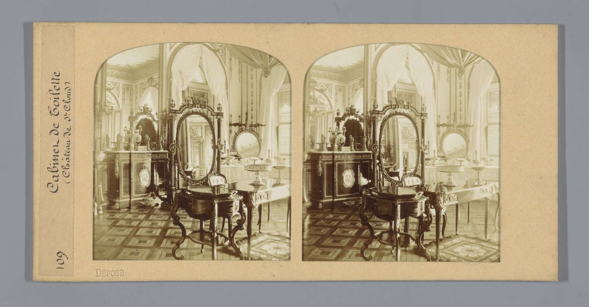 Kaptafel in het kasteel van Saint-Cloud by Florent Grau