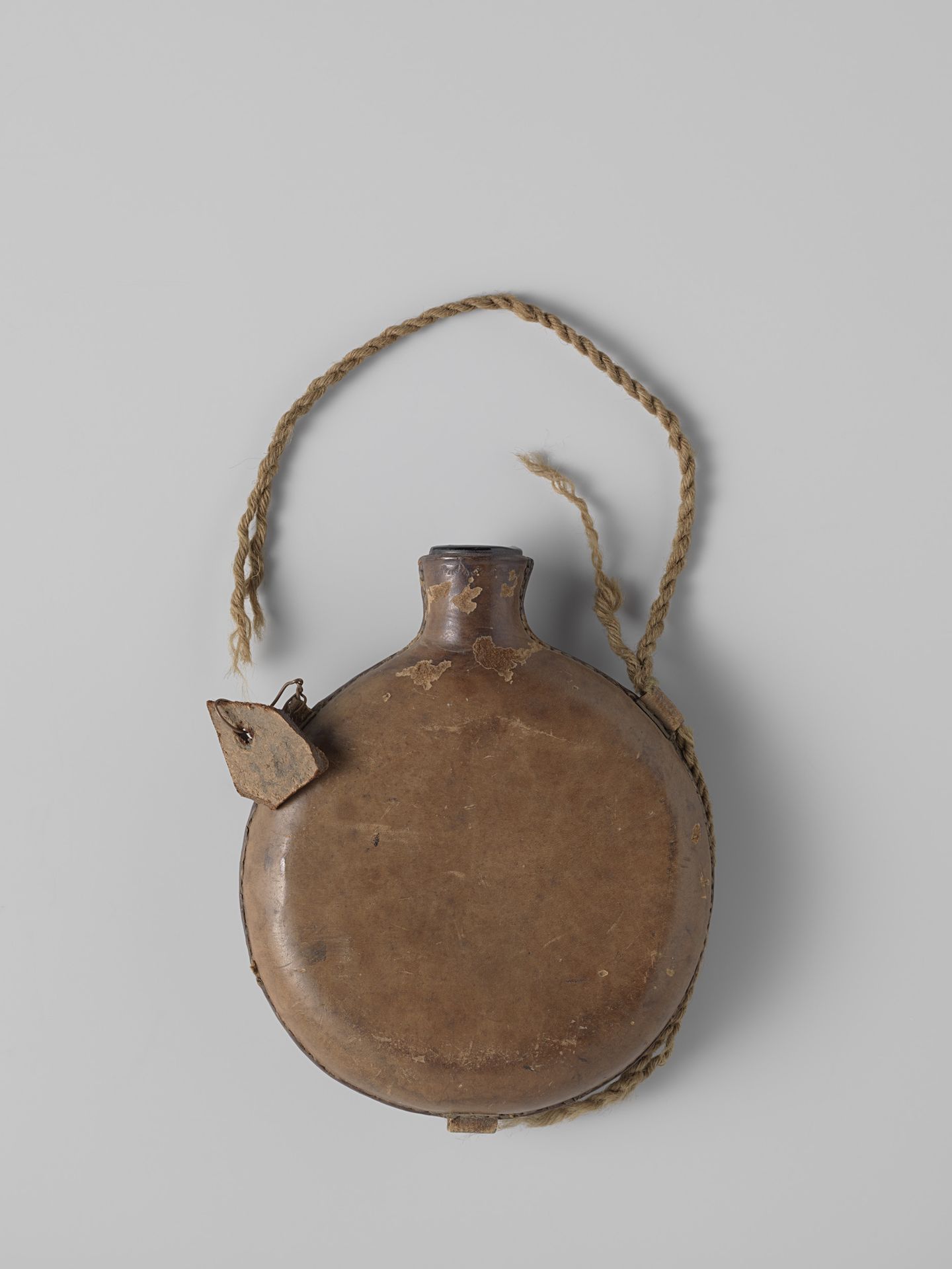 Veldfles gebruikt door J.W. Kalkhoven, in 1830/32 Luitenant Kolonel by Anonymous
