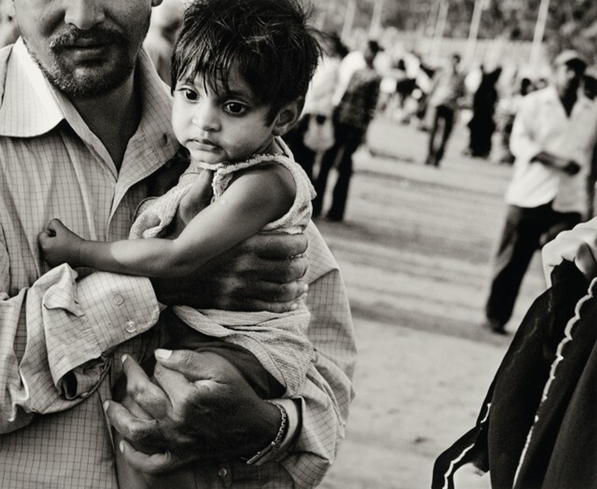 Bombay, 2008, on Juhu Beach by Leo Rubinfien
