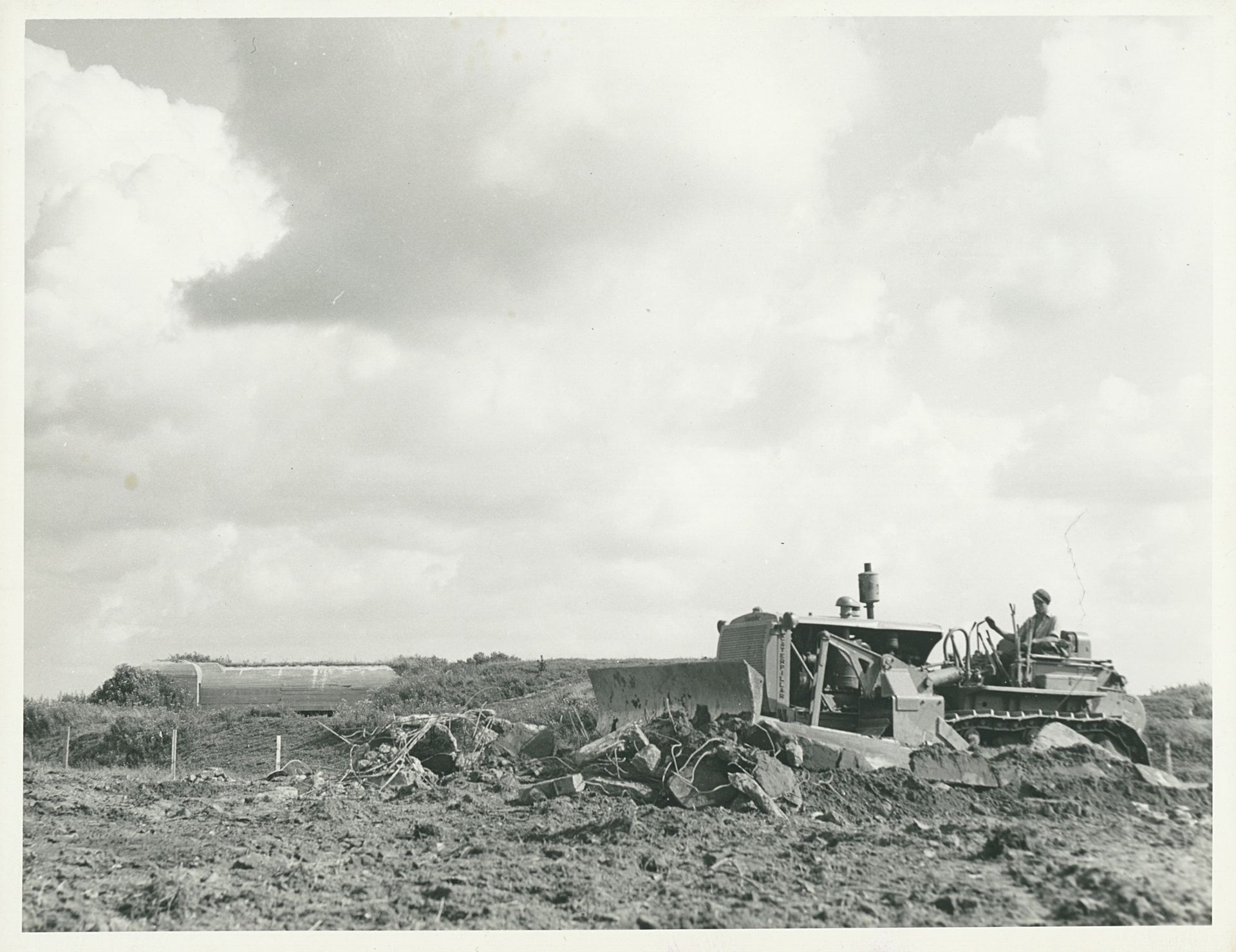 Opruimen Duitse fortificaties by United States Information Service