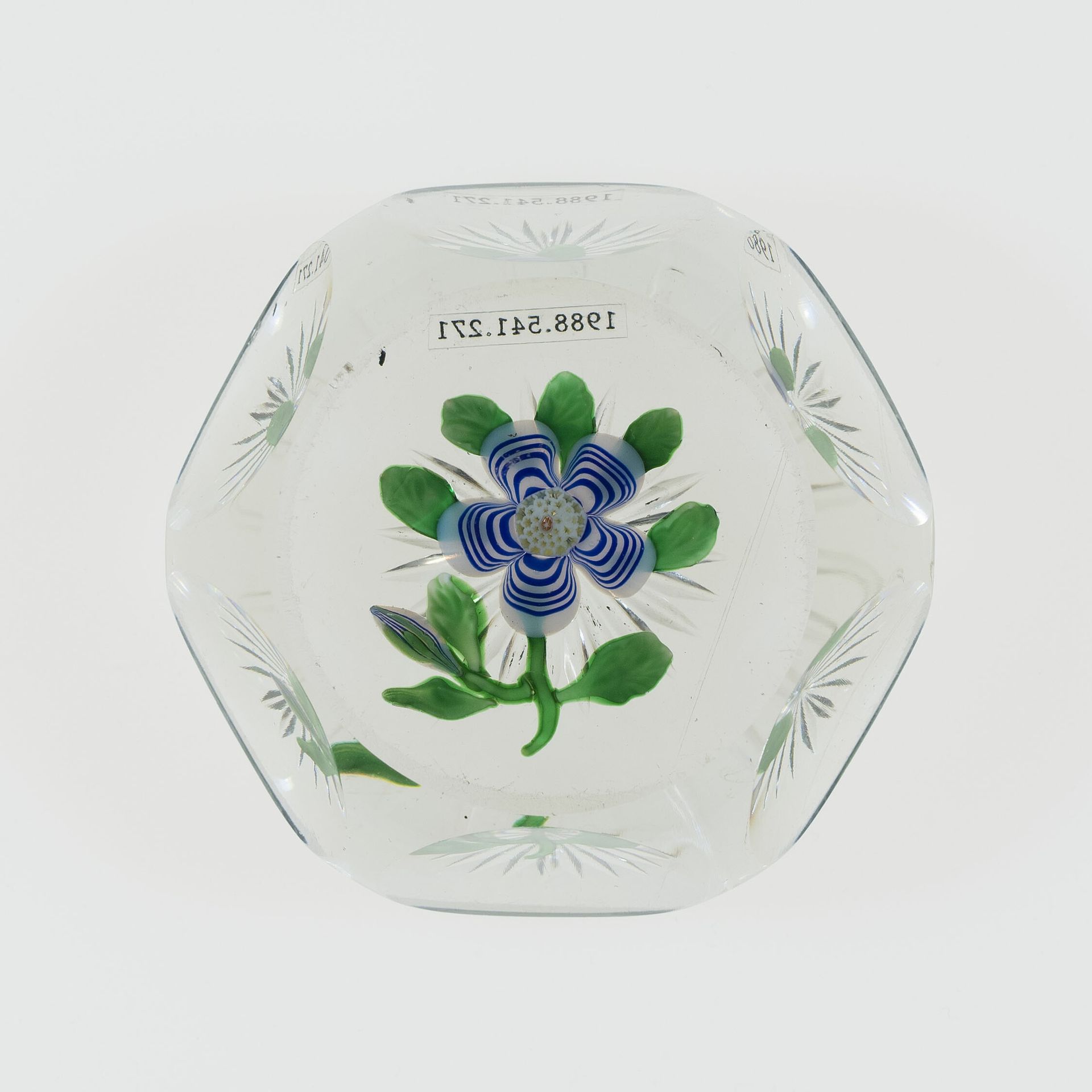 Paperweight by Baccarat Glassworks