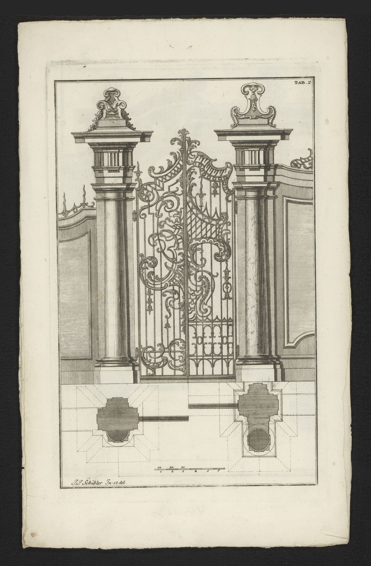 Tuinportaal met hekwerk en zuilen by Anonymous