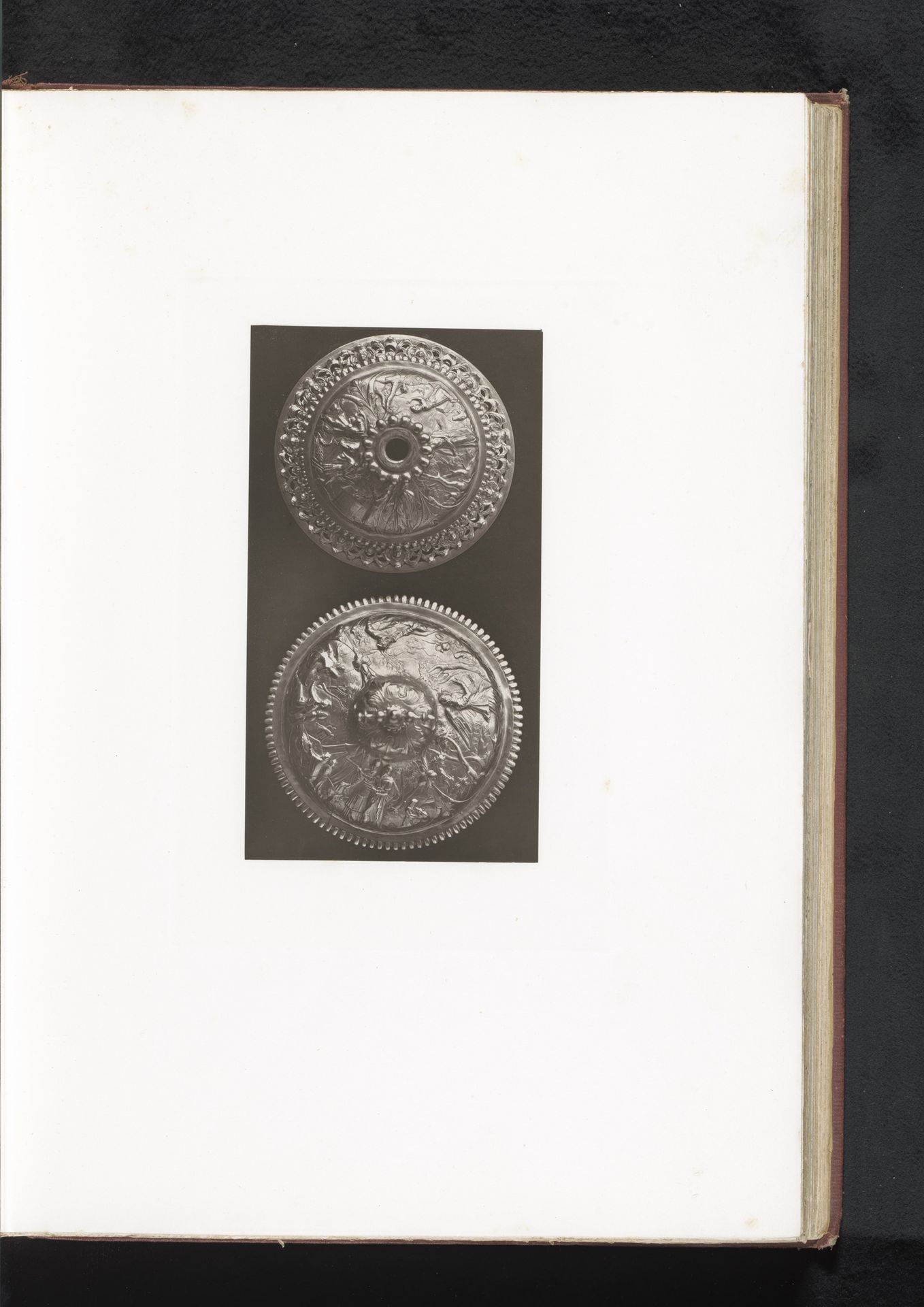 Twee deksels van ciboriën, opgesteld tijdens de Exposition Rétrospective van 1873 in Tours, Frankrijk by Gabriel Blaise