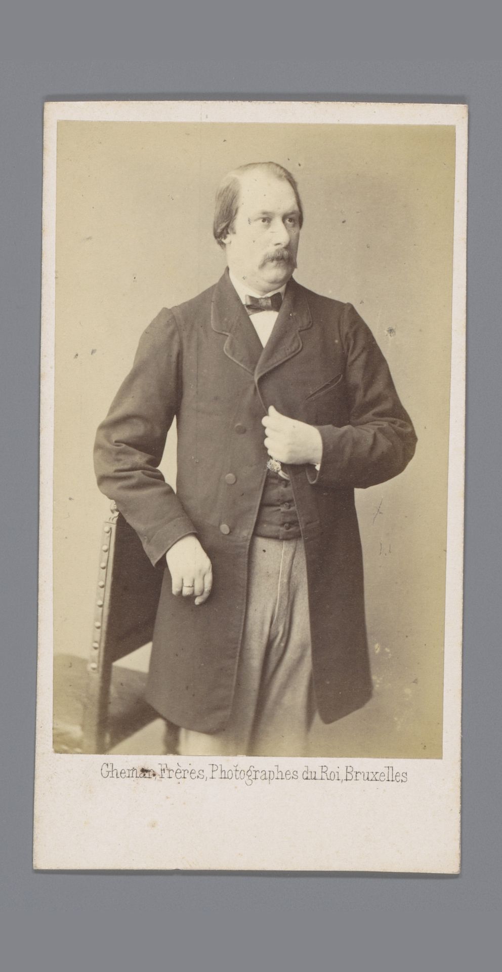 Portret van een onbekende man by Ghémar Frères