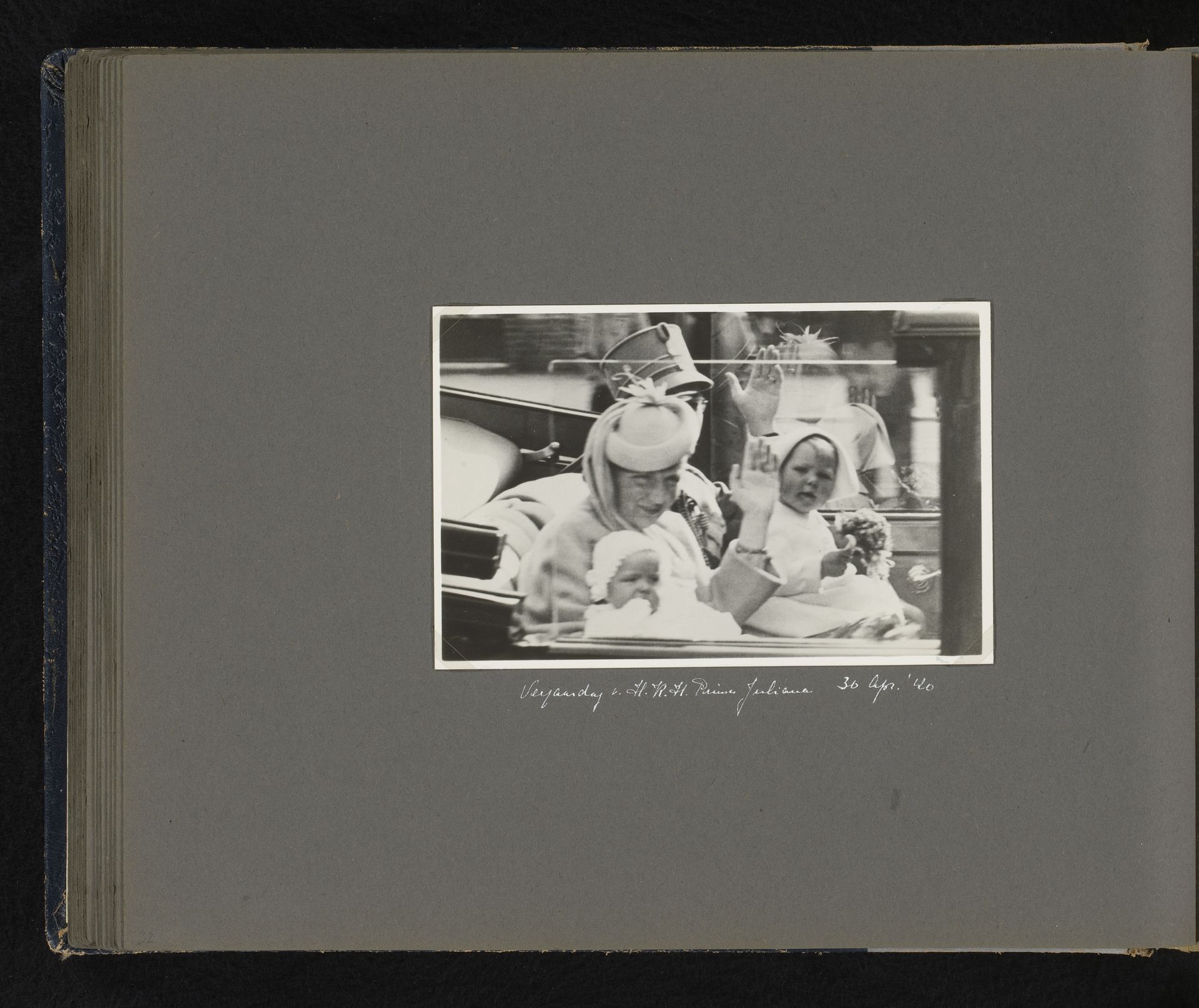 Koninklijke Familie op de verjaardag van Juliana, 1940 by Polygoon