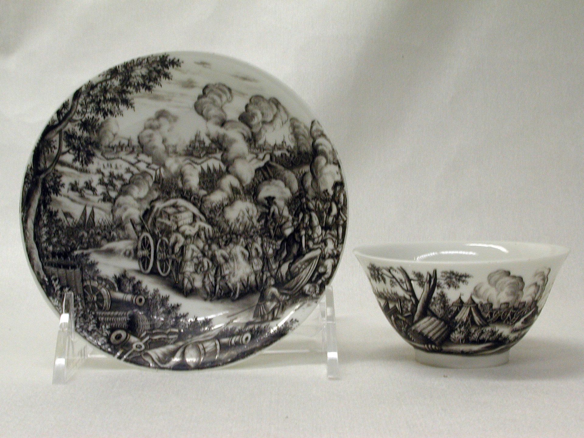 Teabowl and saucer by Meissen Manufactory
