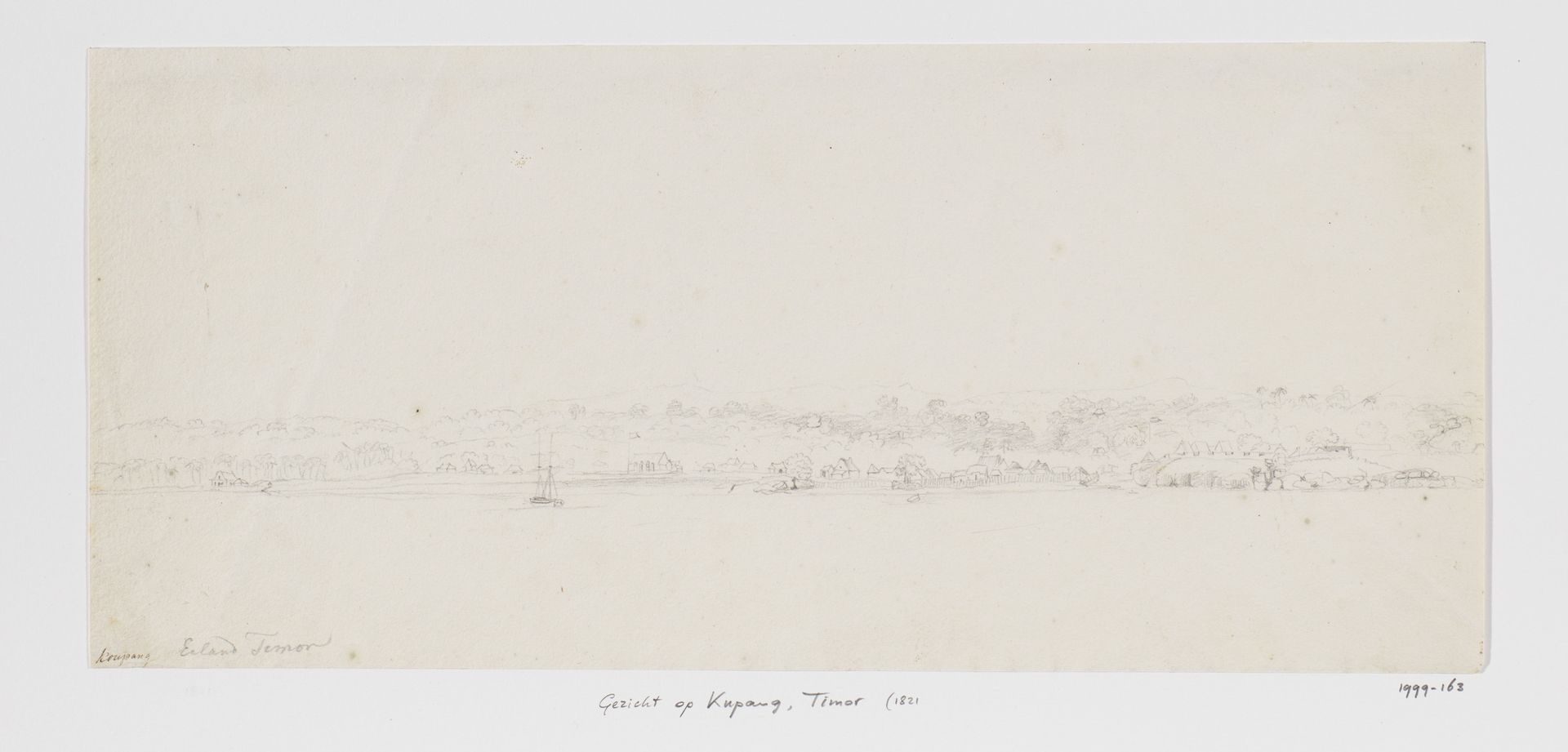 Gezicht op Kupang vanuit de zee, Timor by Adrianus Johannes Bik