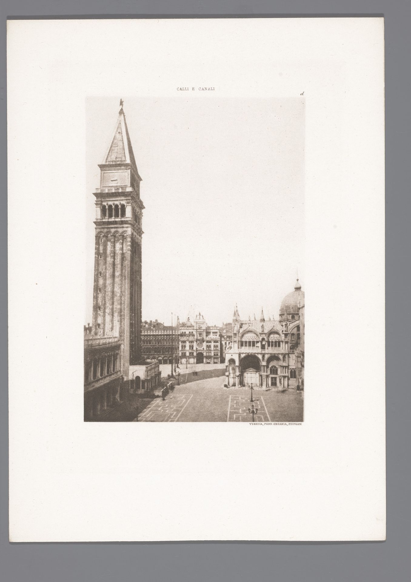 Gezicht op het San Marcoplein met de Campanile di San Marco by Anonymous