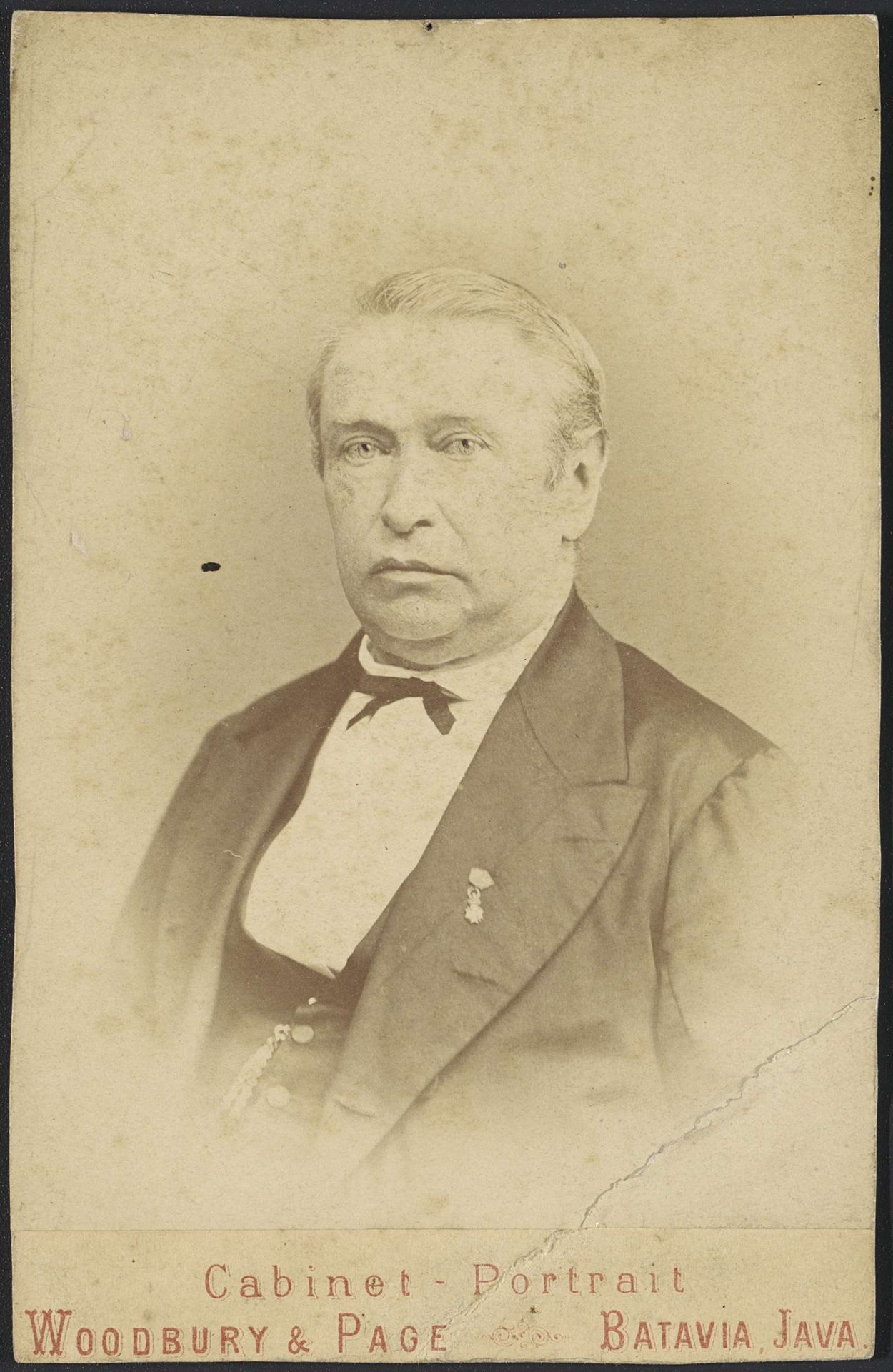 Portret van oud-resident N.D. Lammers-Van Toorenburg by Woodbury & Page