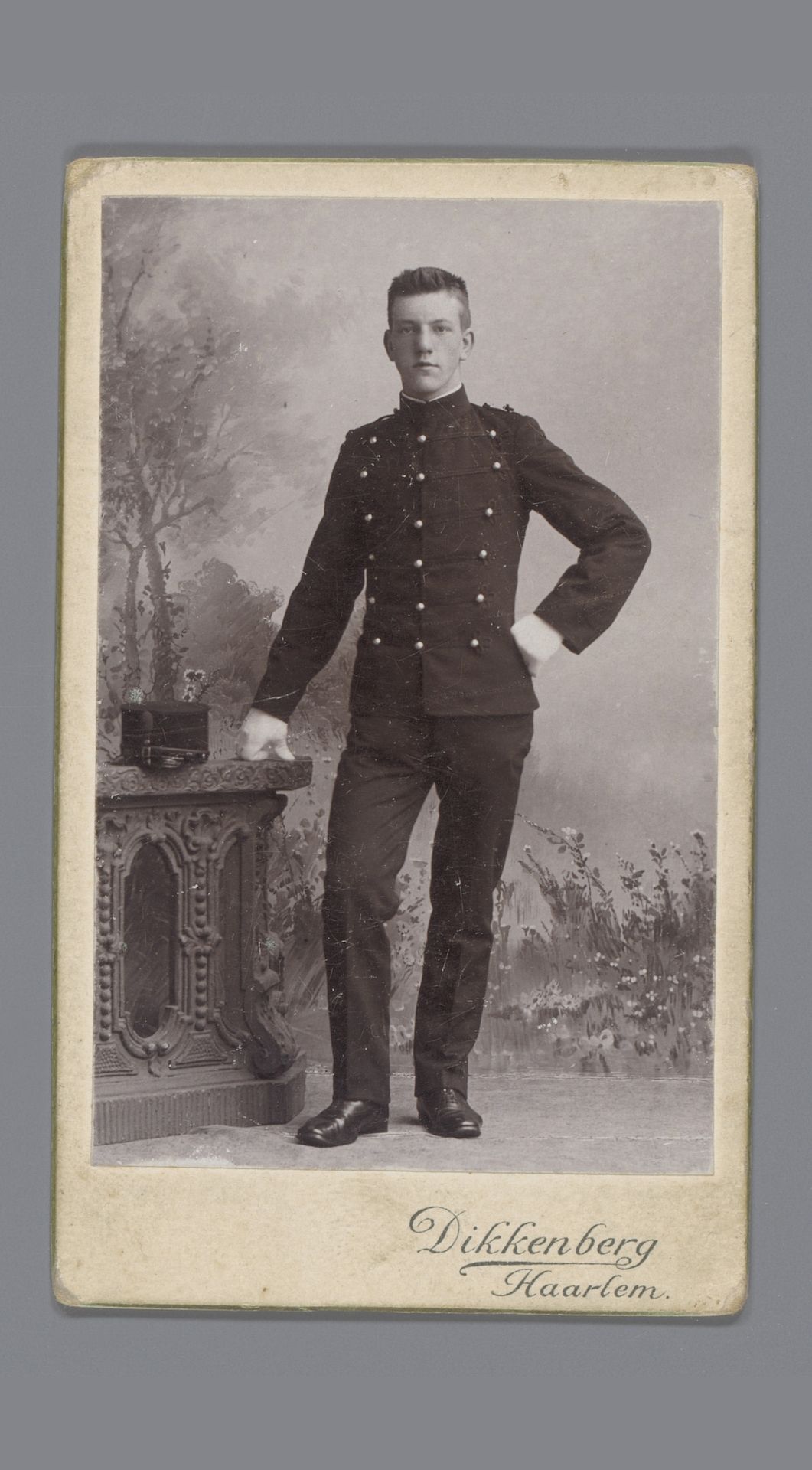 Portret van een onbekende jonge man by Willem Hendrik Dikkenberg