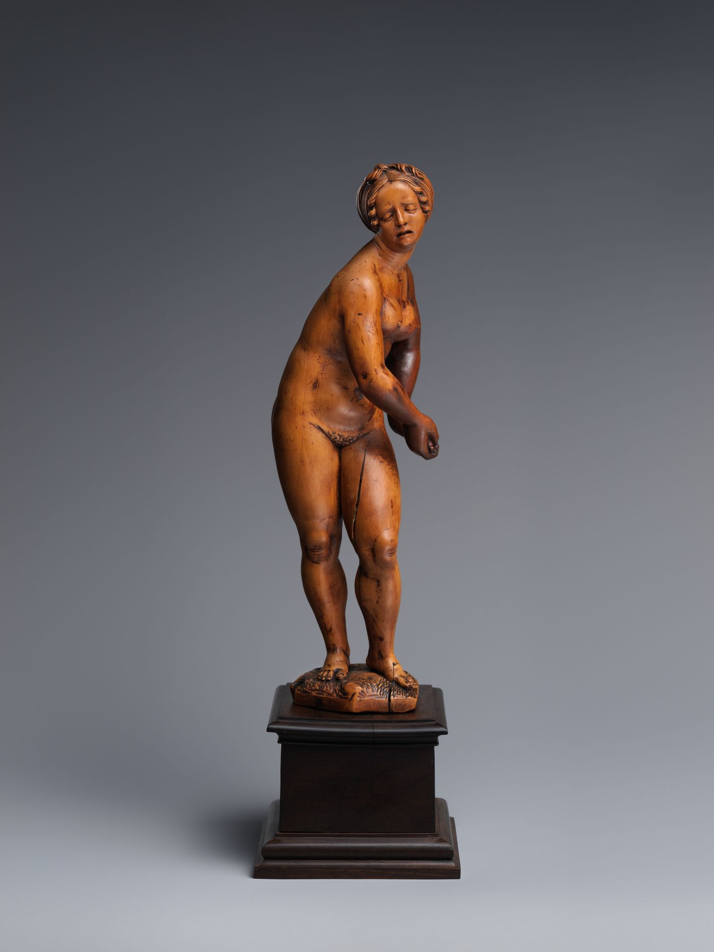 Lucretia by Conrad Meit of Worms