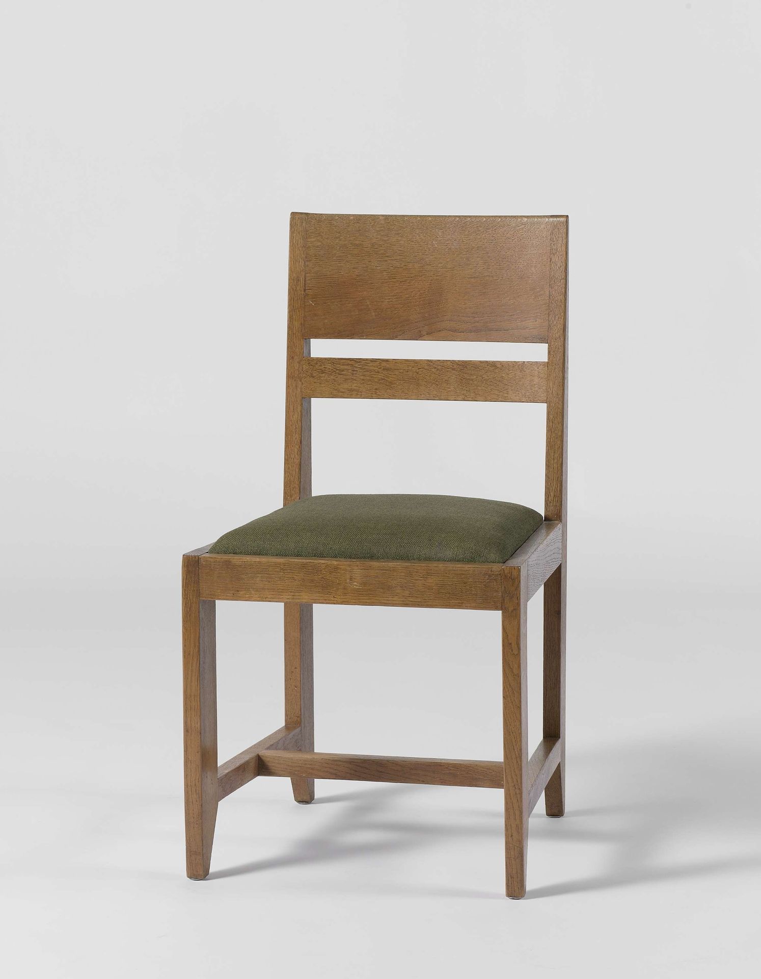 Stoel bekleed met groene wol by Hendrik Wouda