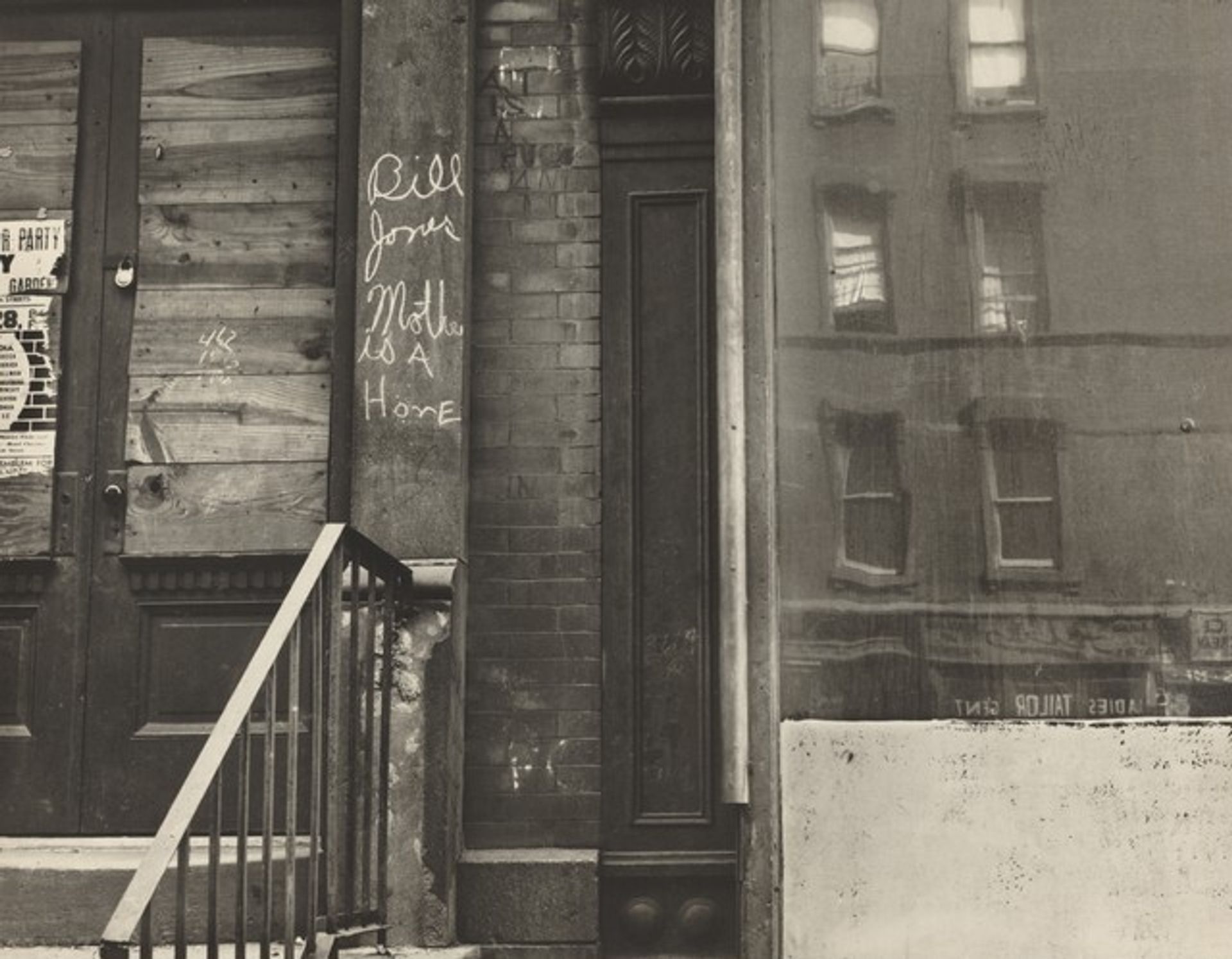 New York by Helen Levitt