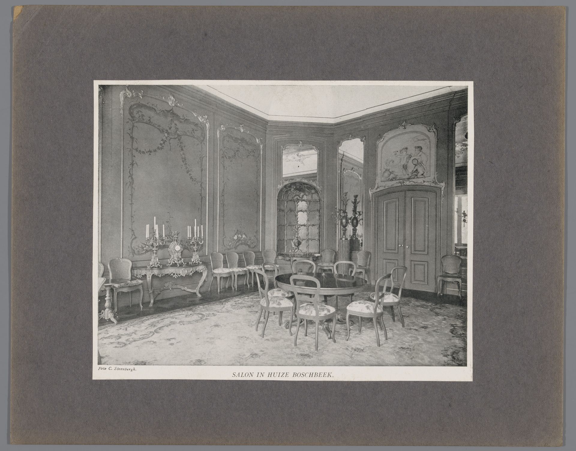 Salon van Huize Boschbeek te Santpoort-Zuid by C. Steenbergh