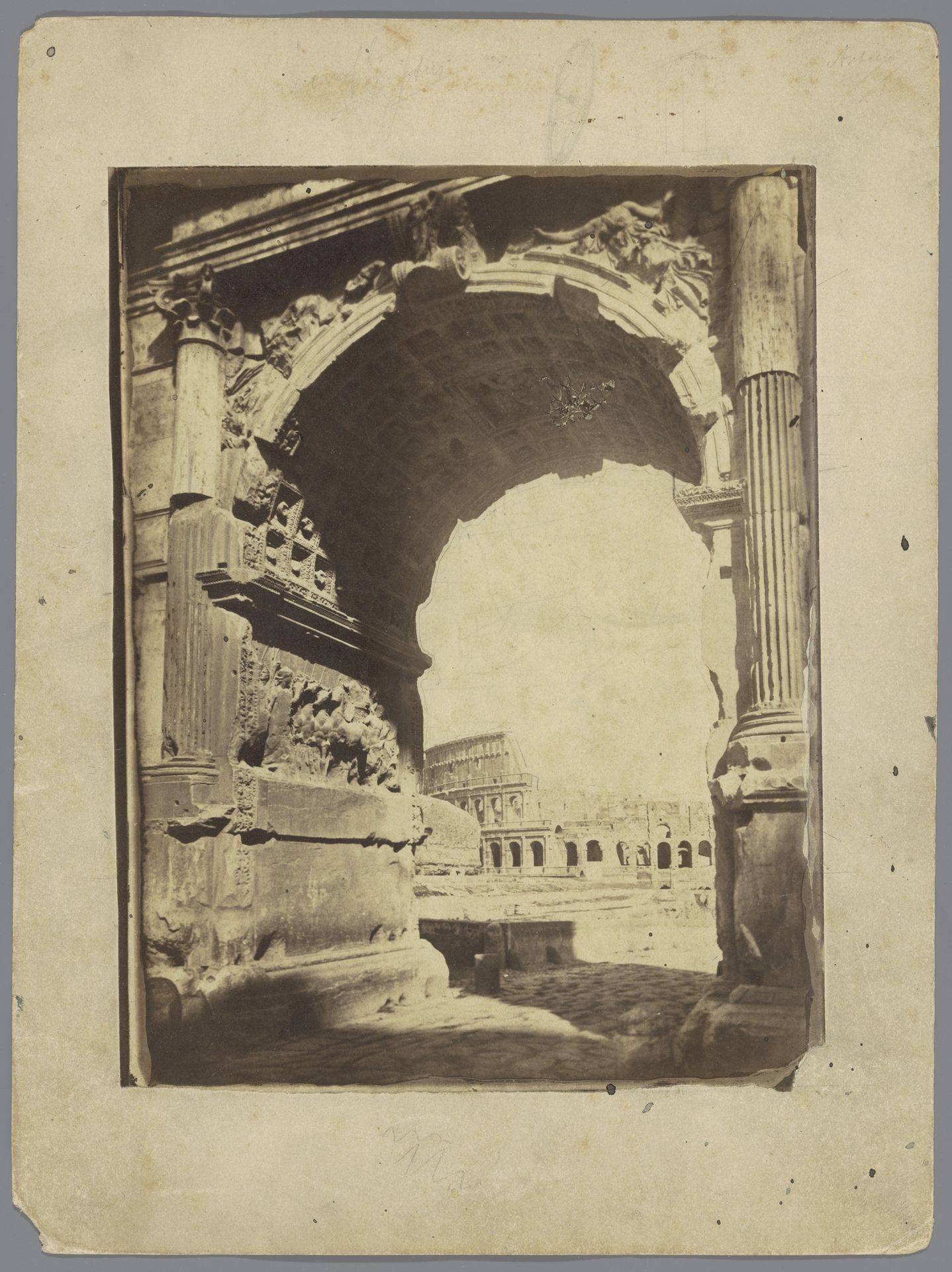 Boog van Titus op het Forum Romanum te Rome, met op de achtergrond het Colosseum by Gustave Eugène Chauffourier