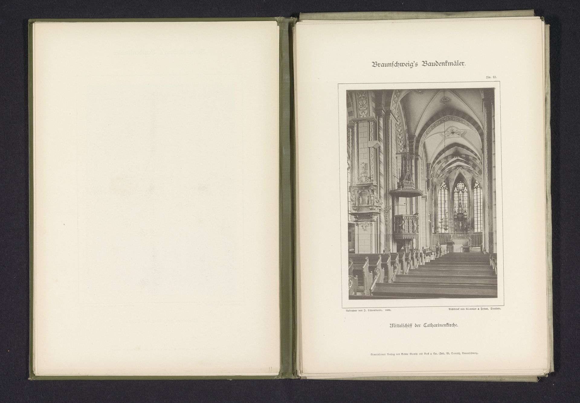 Interieur van het middenschip van de Sint-Catharinakerk te Braunschweig by J. Schombardt
