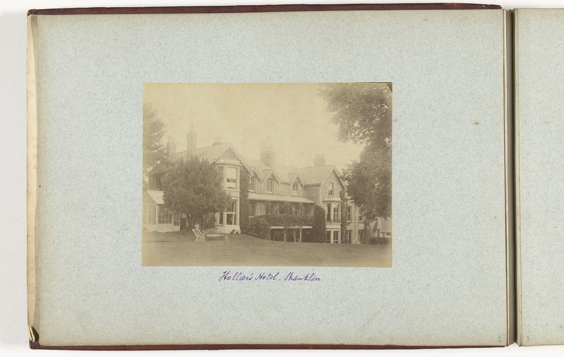 Hollier's Hotel in Shanklin by Henry Pauw van Wieldrecht