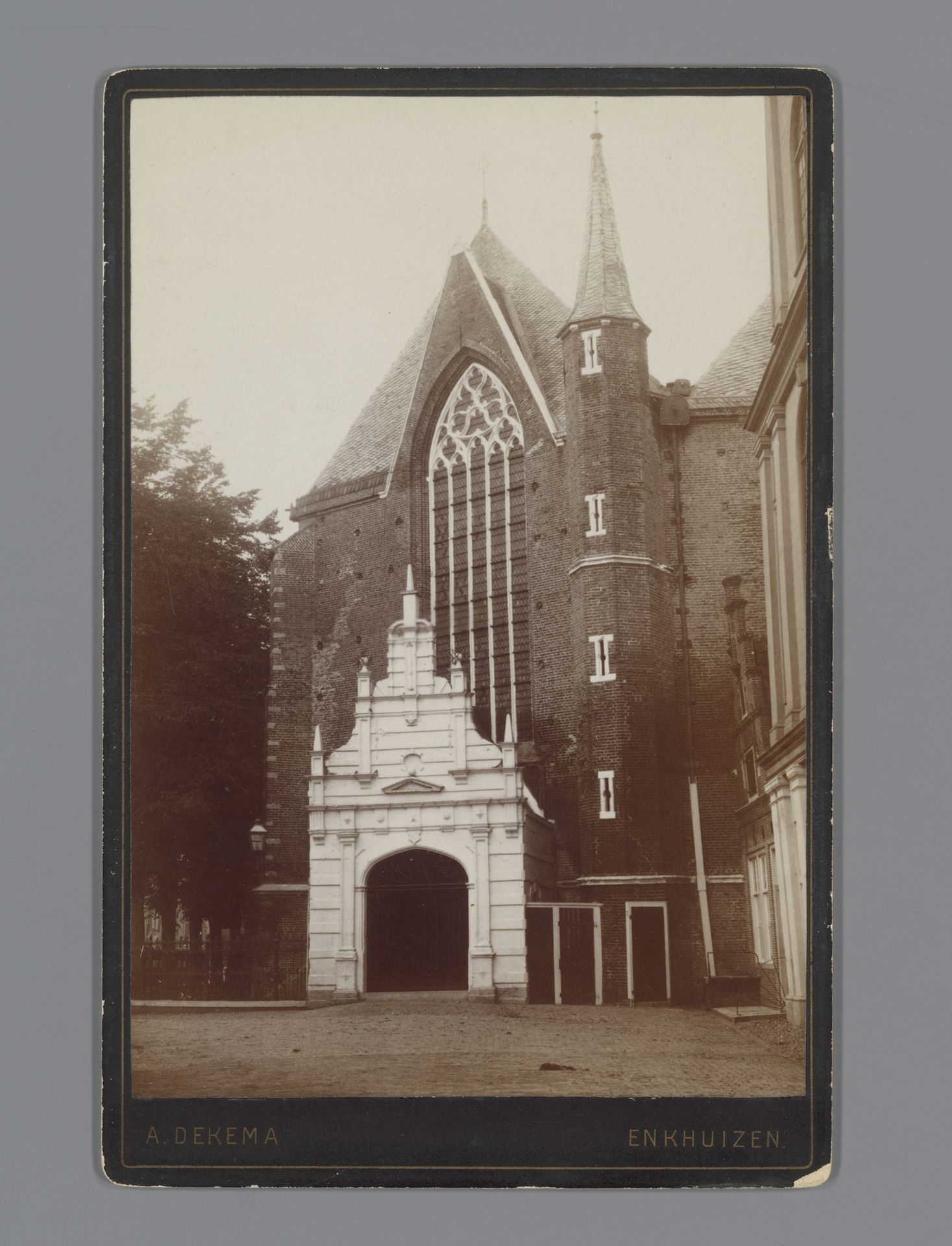 Gedeelte van de Westerkerk te Enkhuizen by Albert Dekema