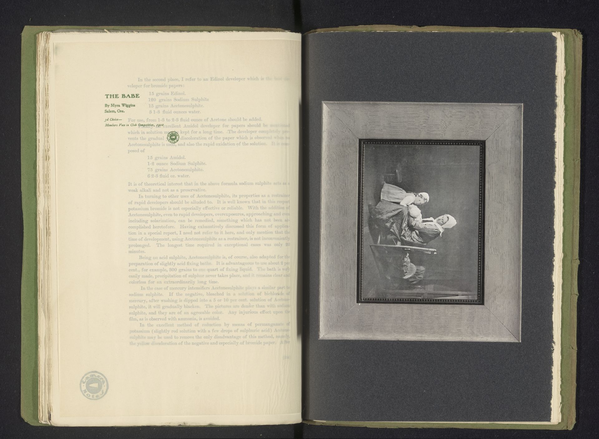 Vrouw met een baby en een jong meisje, in een houten lijst by Myra Albert Wiggins