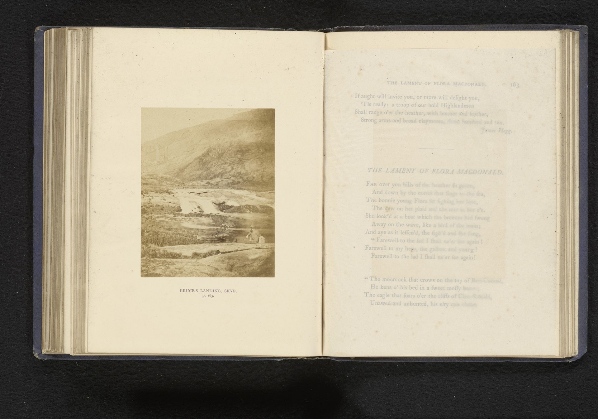 Gezicht op een vallei op het eiland Skye by Stephen Thompson