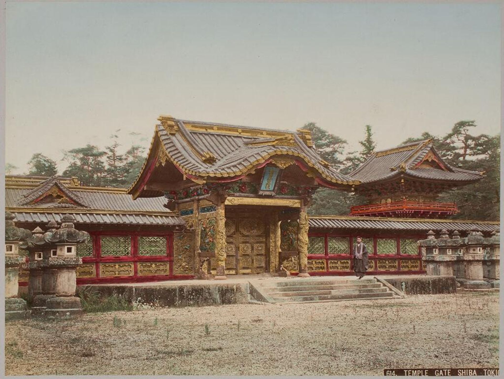 Temple Gate, Shiba, Tokyo by Kusakabe Kimbei