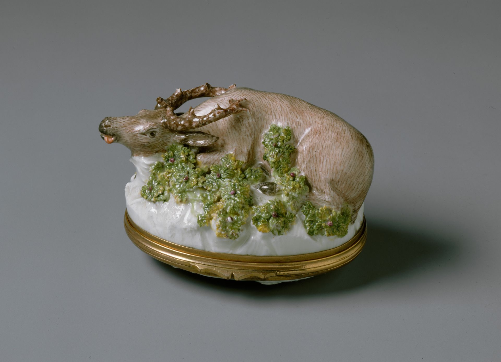 Snuffbox in the Form of a Stag by Ludwigsburg Porcelain Manufactory