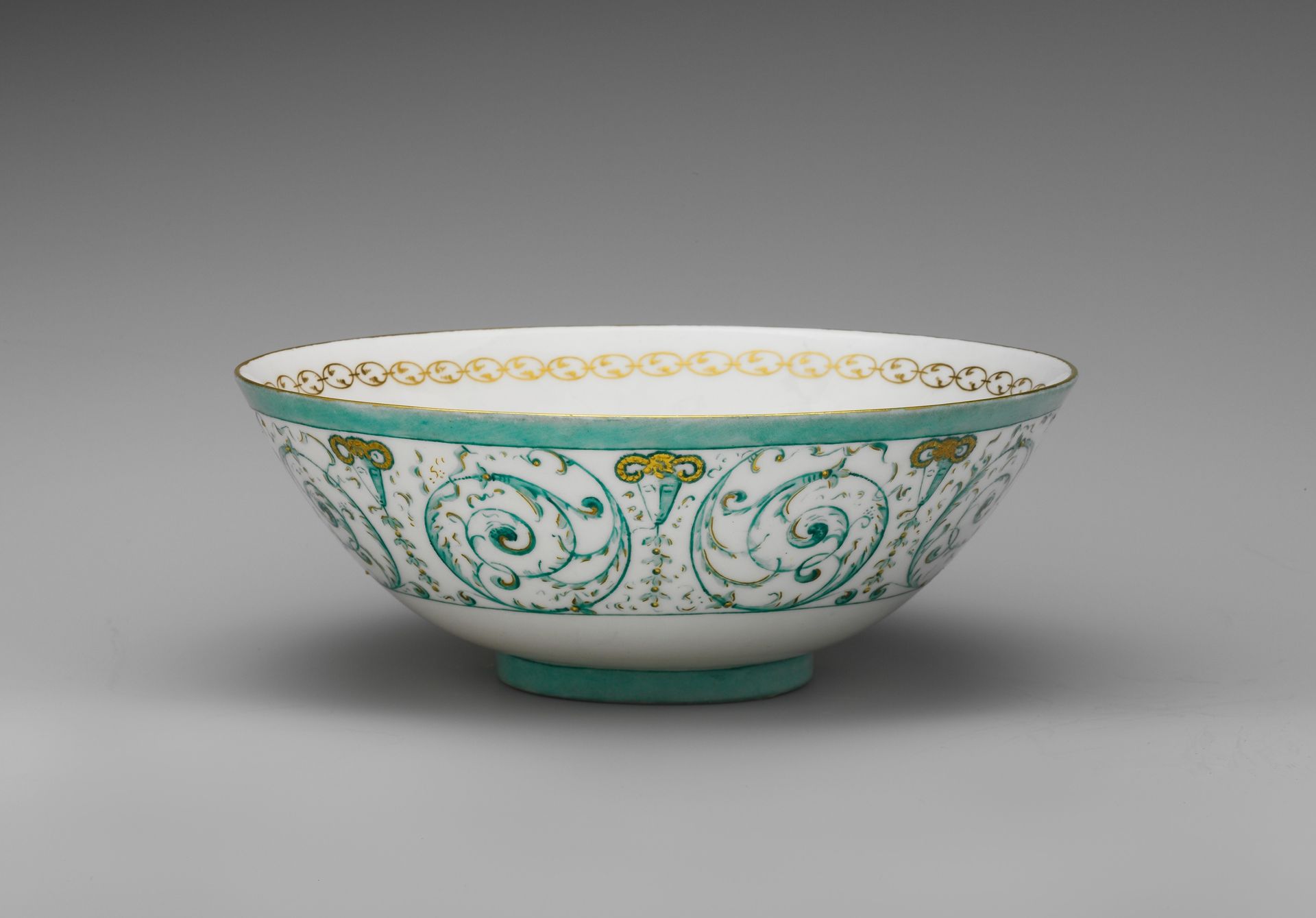 Bowl by Ceramic Art Company, Trenton, New Jersey