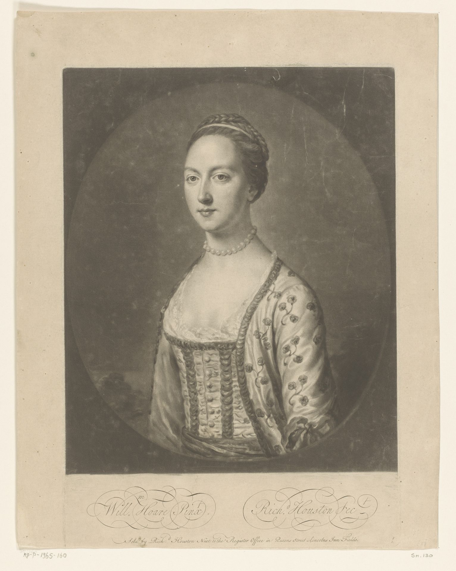 Portret van een onbekende vrouw in een gebloemde jurk by Richard Houston