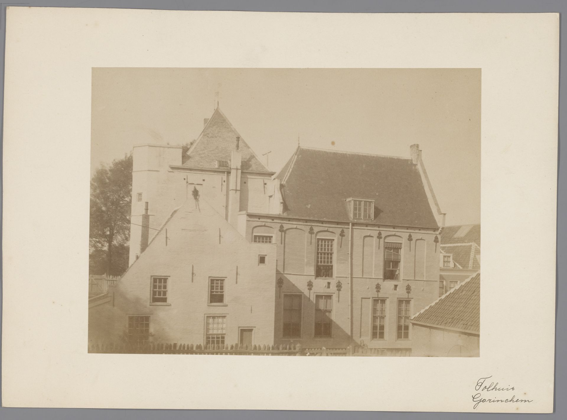 Tolhuis te Gorinchem by anoniem (Monumentenzorg)