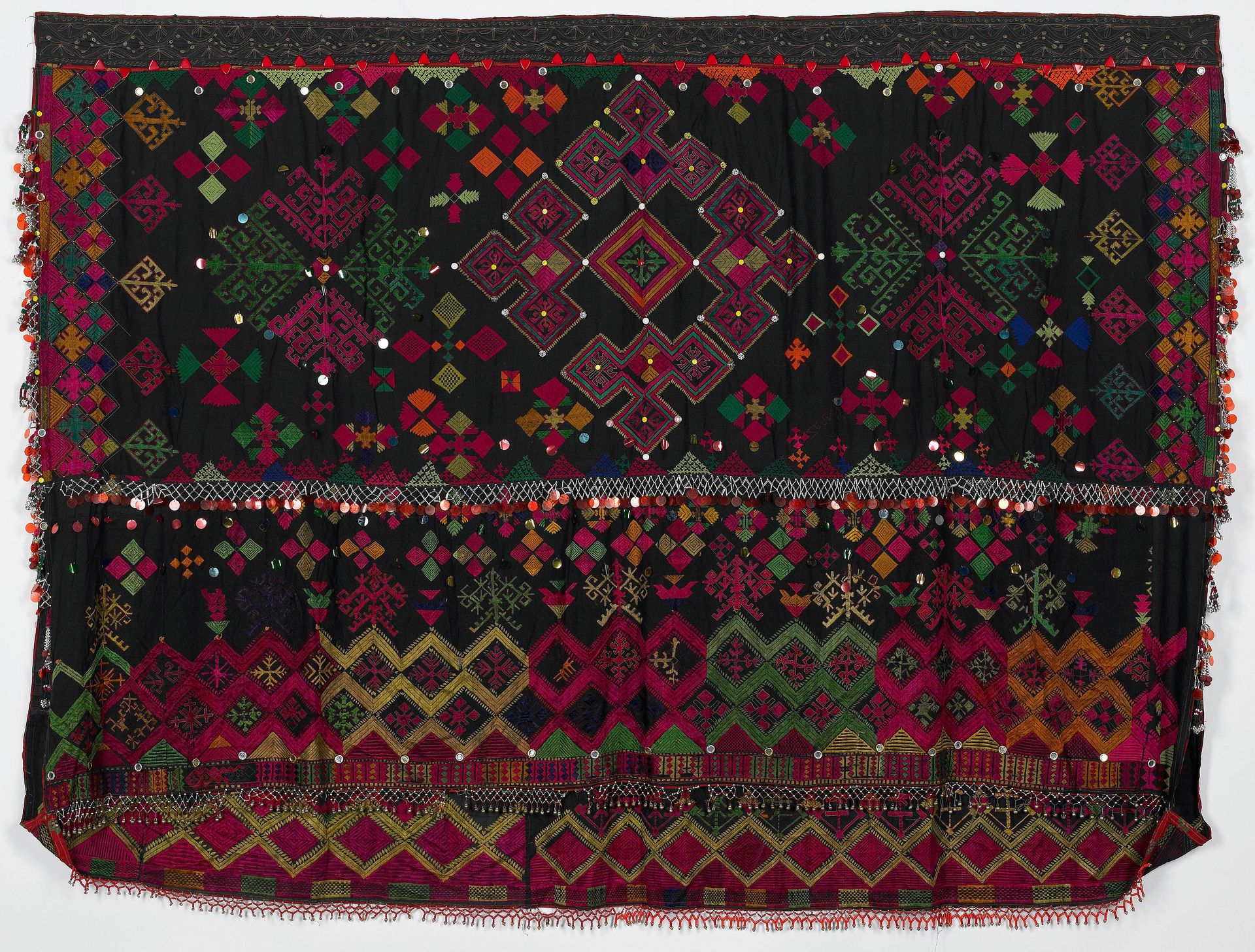 Swati curtain by Anonymous